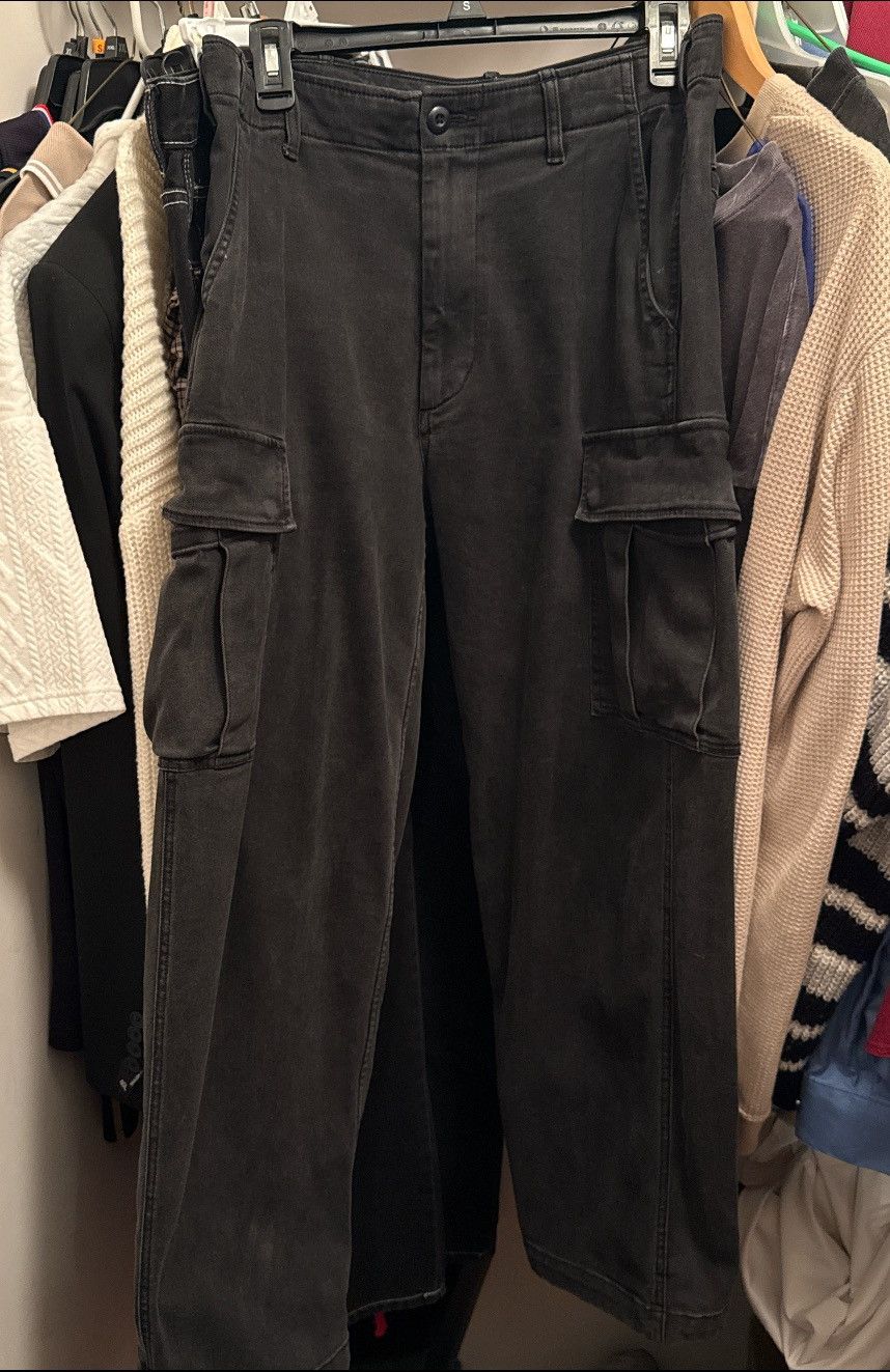 Uniqlo Dark Grey Uniqlo Cargo Pants Size US 29 - 5 Thumbnail