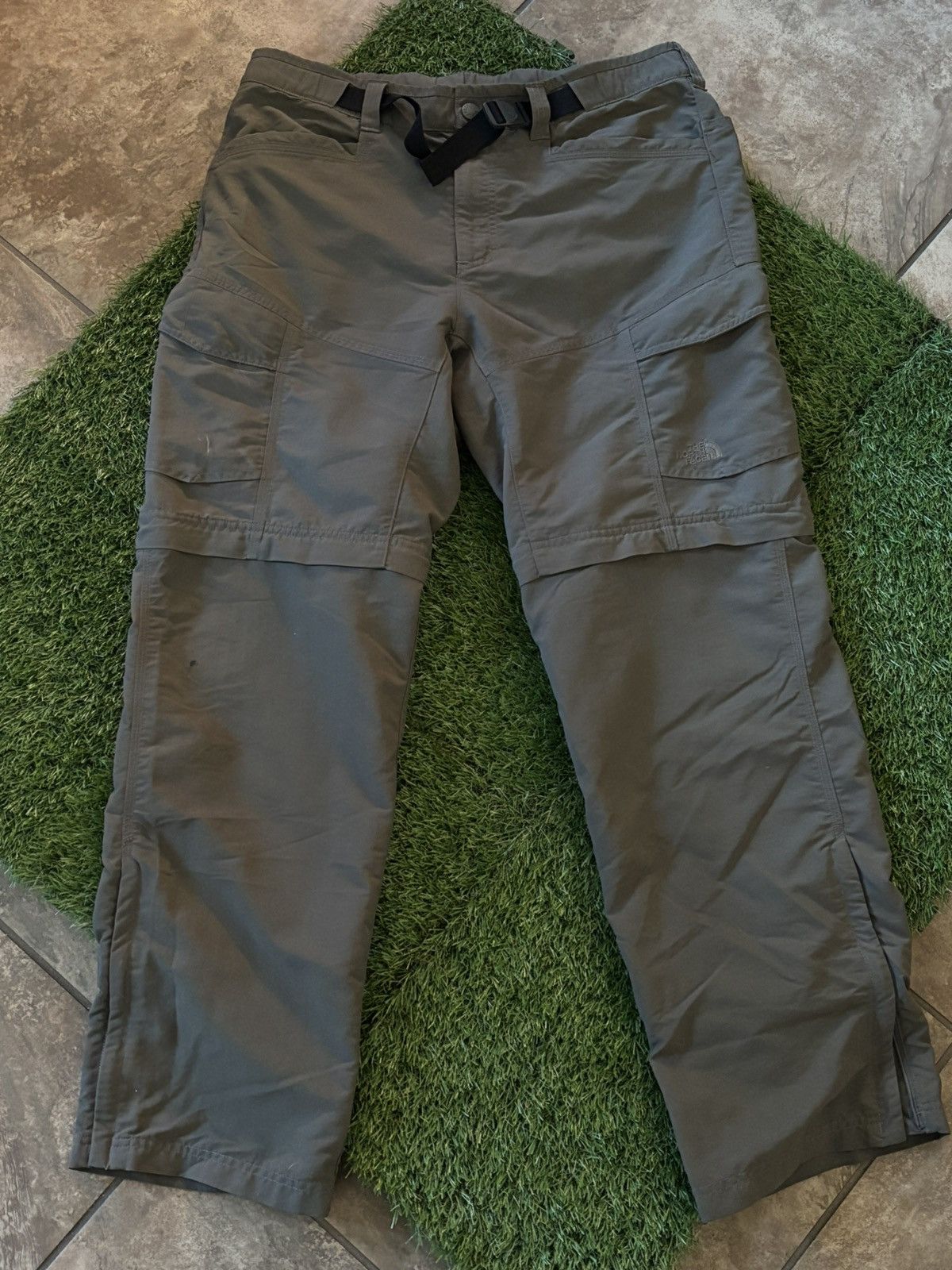 The North Face The North Face Grey Pants (Vintage) Size US 34 / EU 50 - 1 Thumbnail