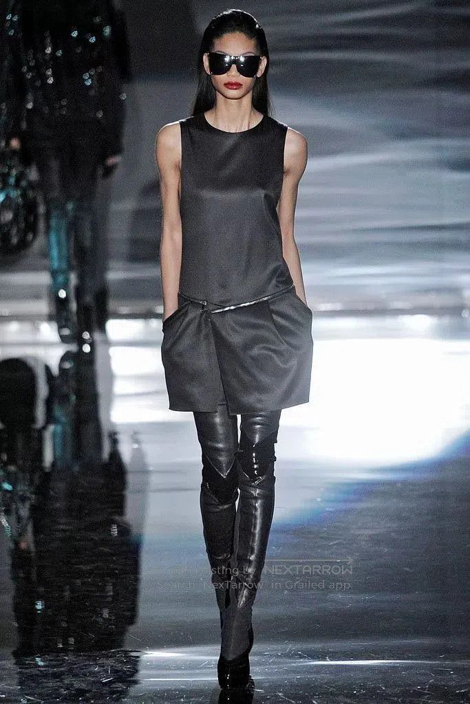 Gucci Gucci Runway Thick Woven Silk Dress. Size M / US 6-8 / IT 42-44 - 1 Thumbnail