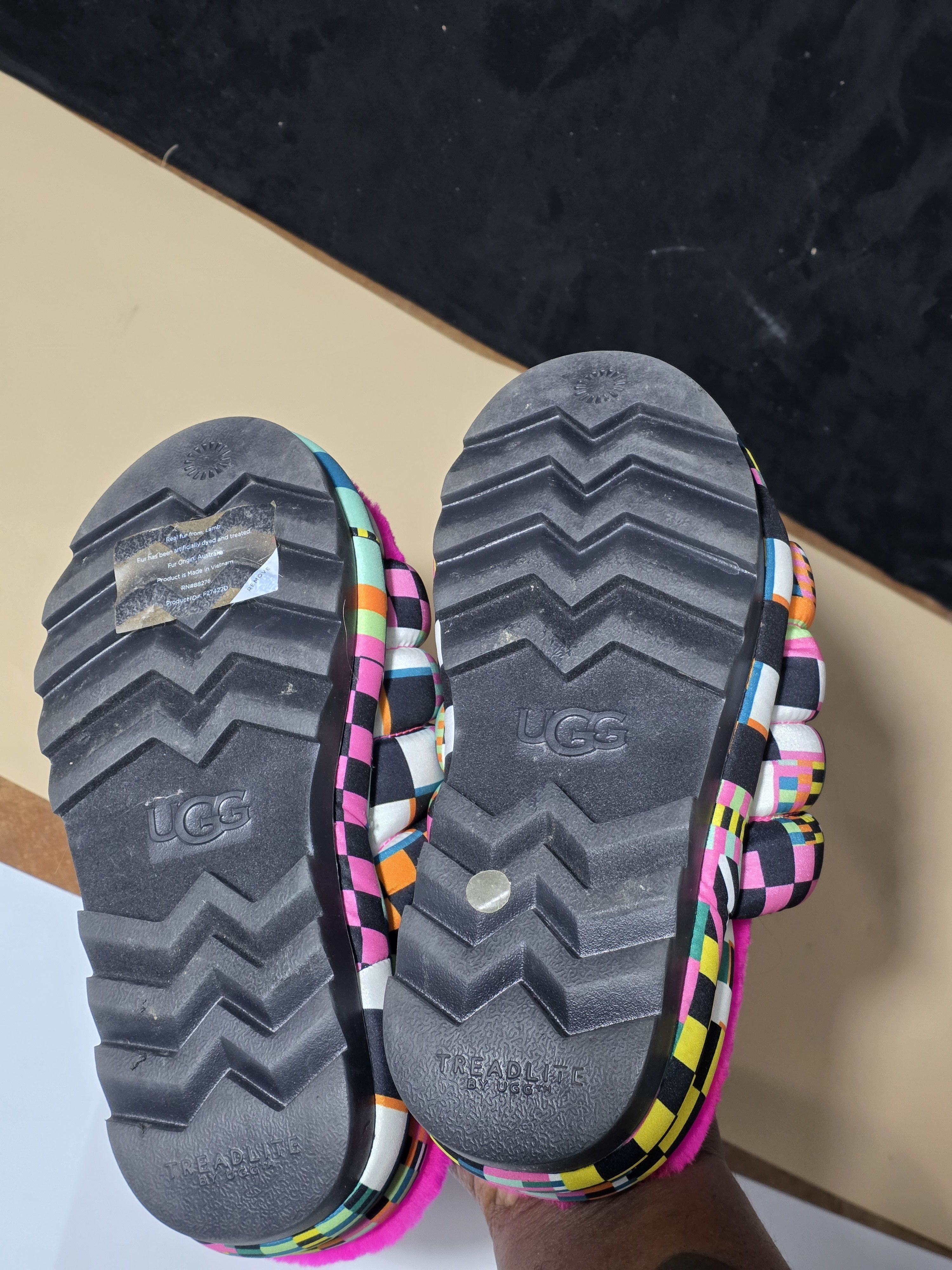 Ugg UGG Colorblock Puffy Slide Slippers Women’s Size 8 Size US 8 / IT 38 - 8 Thumbnail