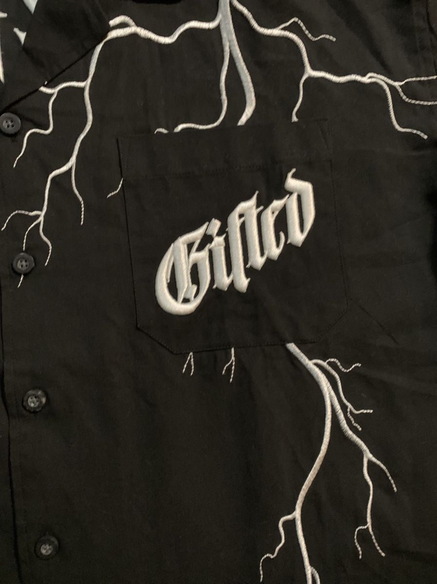 Other Lightning button up tee embroidery cropped boxy Size US L / EU 52-54 / 3 - 2 Thumbnail
