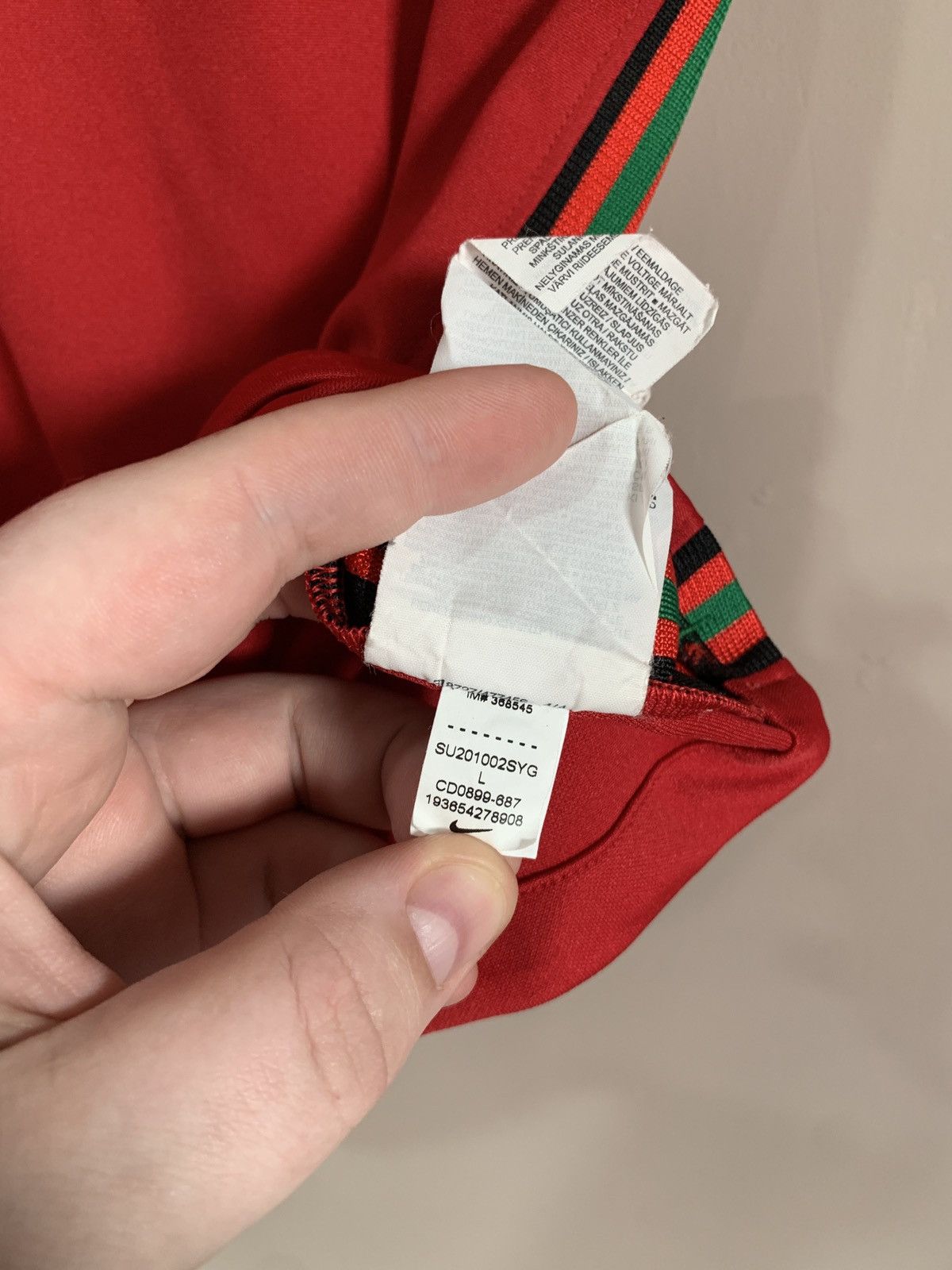 Nike Womens Portugal Home Football Shirt Nike Soccer Jersey Sz L Size L / US 10 / IT 46 - 10 Thumbnail