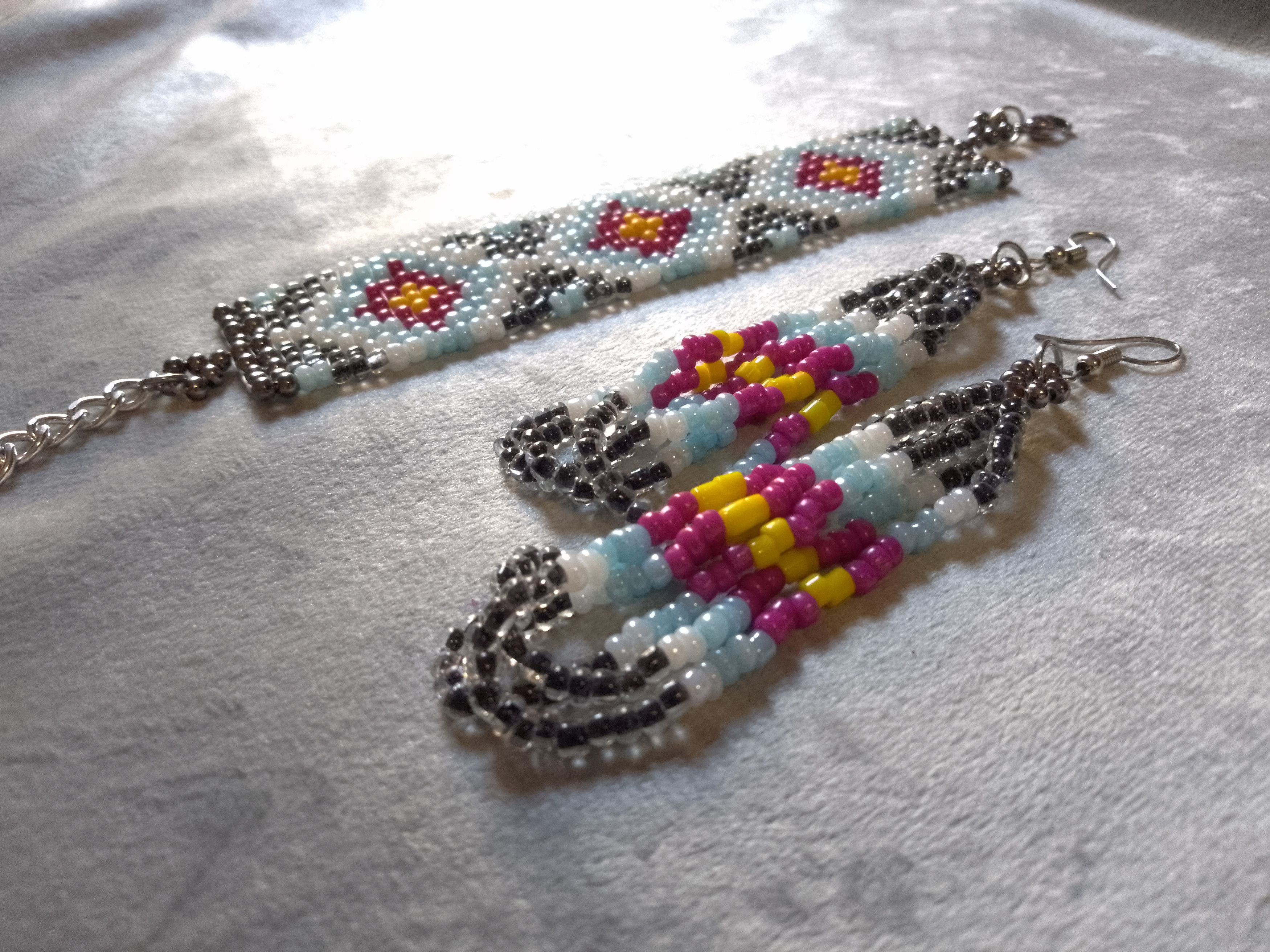Handmade Bracelet. Ethnic Native American Pattern Earrings Size ONE SIZE - 2 Thumbnail