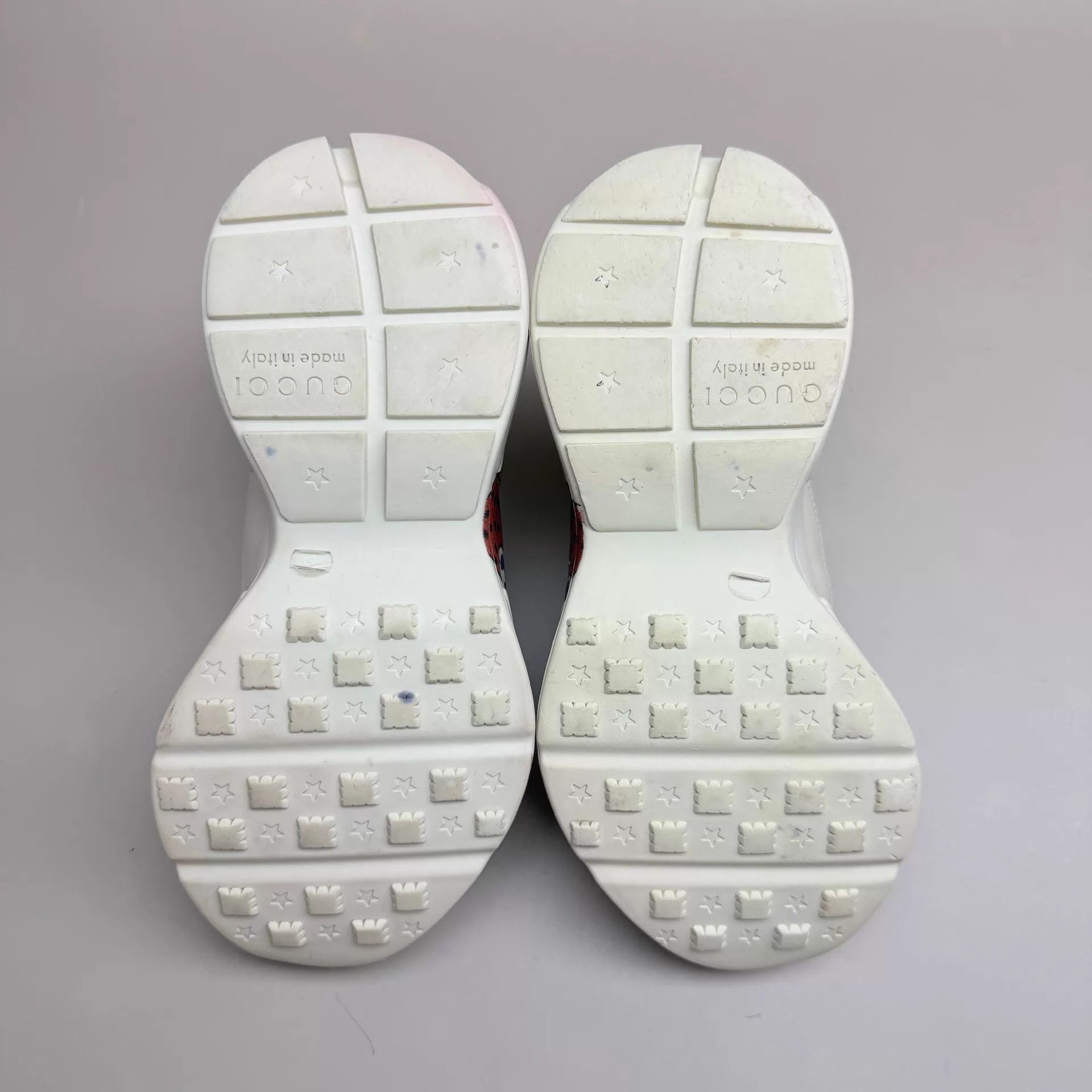 Gucci GUCCI Strawberry Print Dad Shoes Women's 35 95 New Size US 4.5 / IT 34.5 - 6 Thumbnail