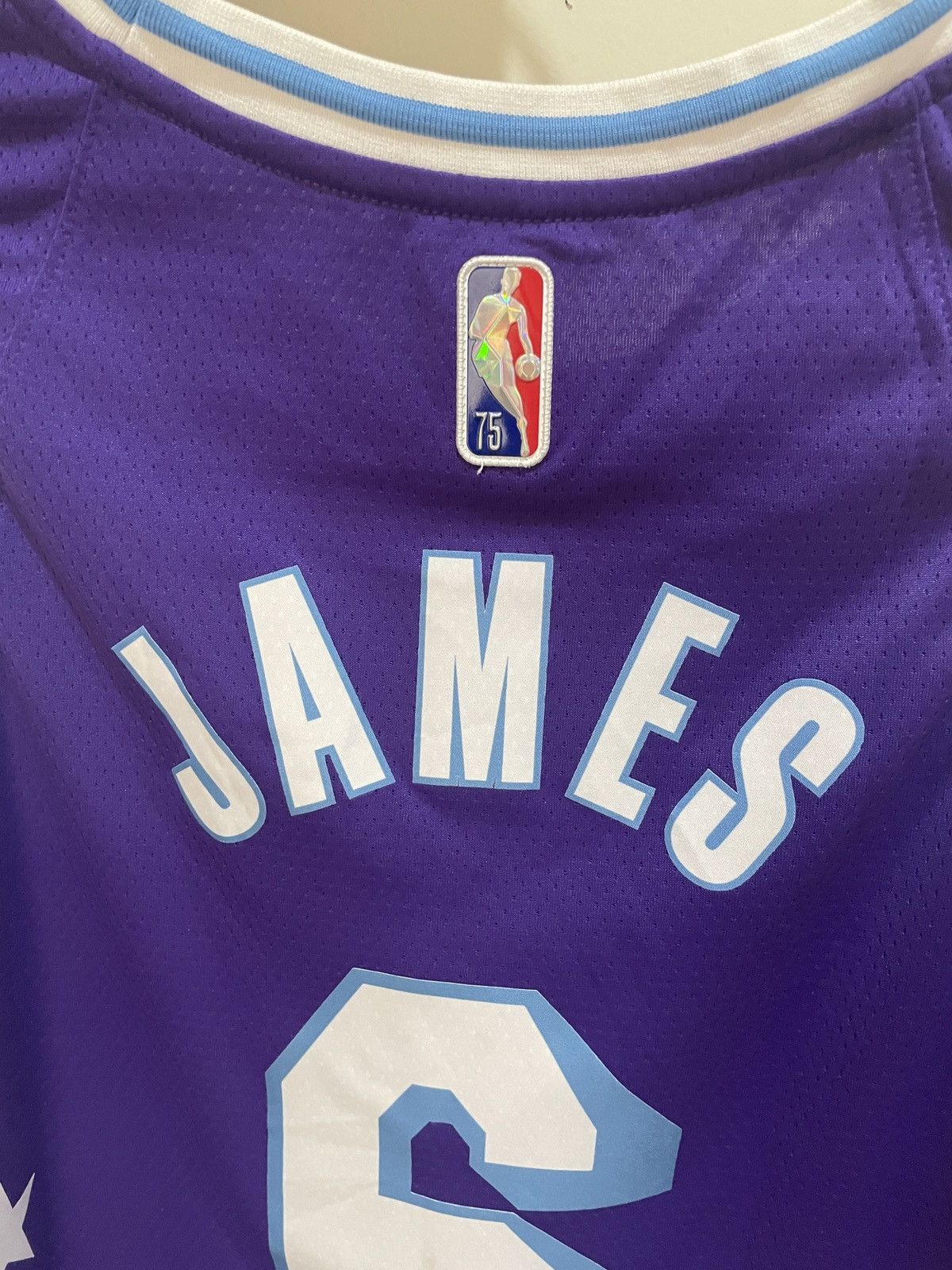 Nike LeBron James #6 Lakers 75th NBA Anniversary City Edition Size US S / EU 44-46 / 1 - 4 Thumbnail