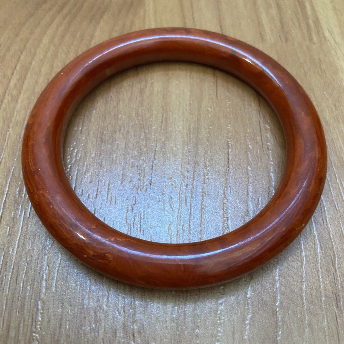 Vintage Bakelite Amber/ Cognac Marble Vintage Retro Bracelet Size ONE SIZE - 1 Thumbnail