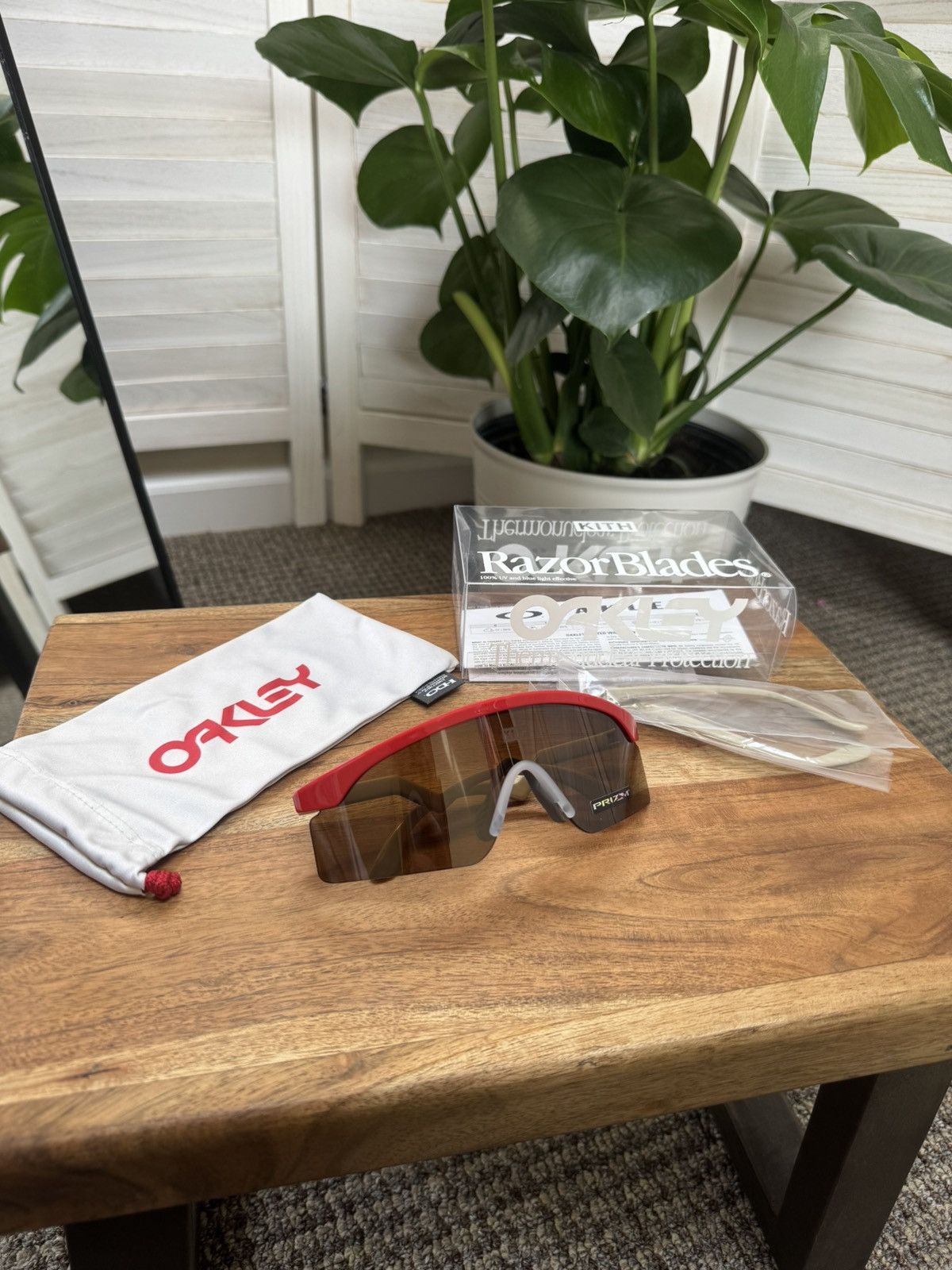 Limited Sunglasses 2018 Oakley Kith Razor Blades Red