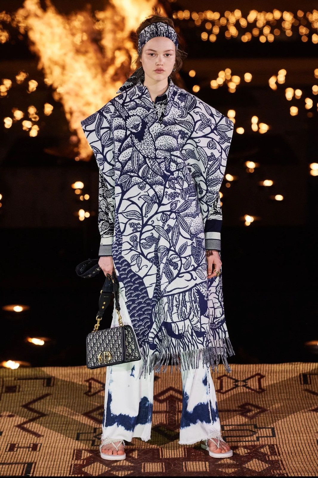 Dior Christian Dior Resort 2020 wool/alpaca long poncho Size ONE SIZE - 1 Thumbnail