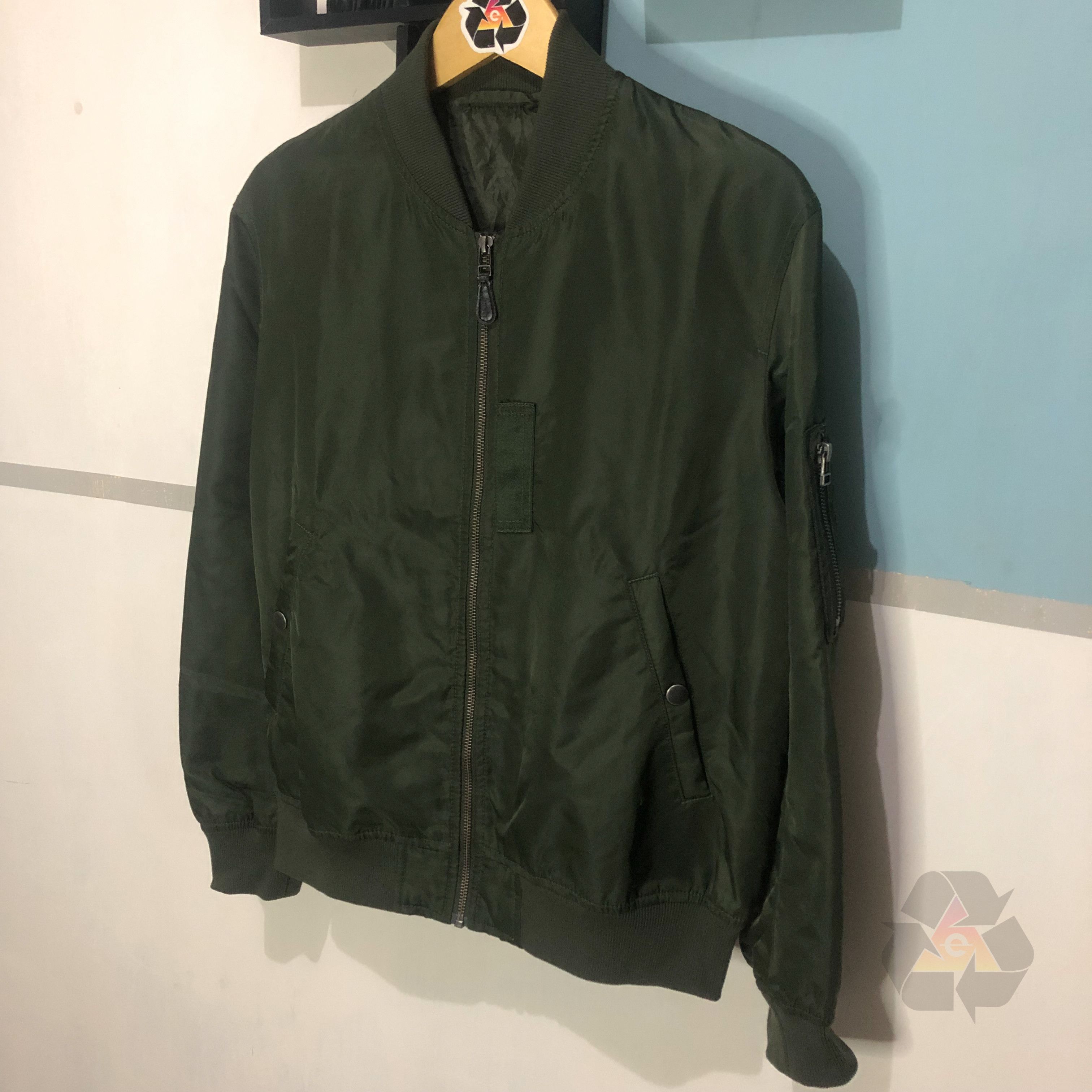 Japanese Brand × Uniqlo × Vintage Bomber GU By Uniqlo Jacket Y2K Size US M / EU 48-50 / 2 - 3 Thumbnail