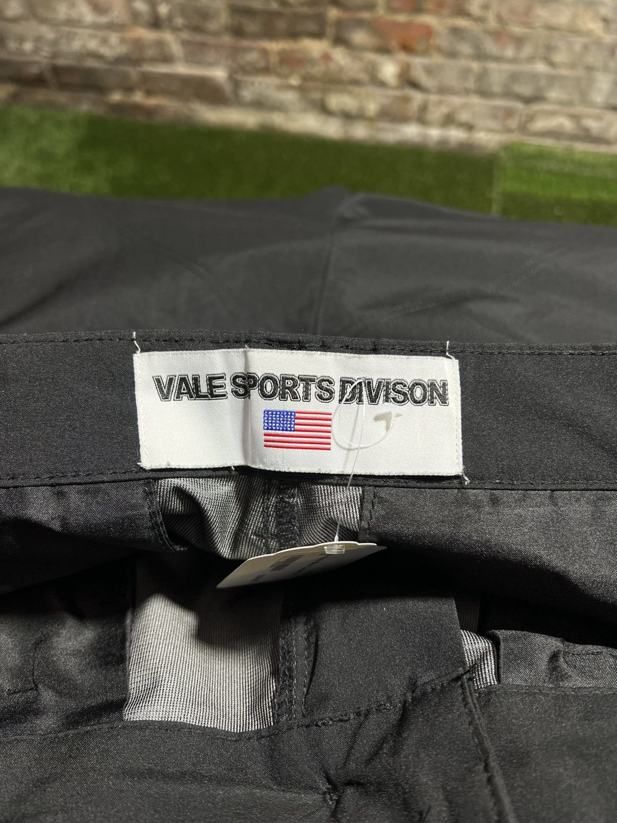 Vale Vale State Black Cargos Sz. 32 Size US 32 / EU 48 - 3 Thumbnail