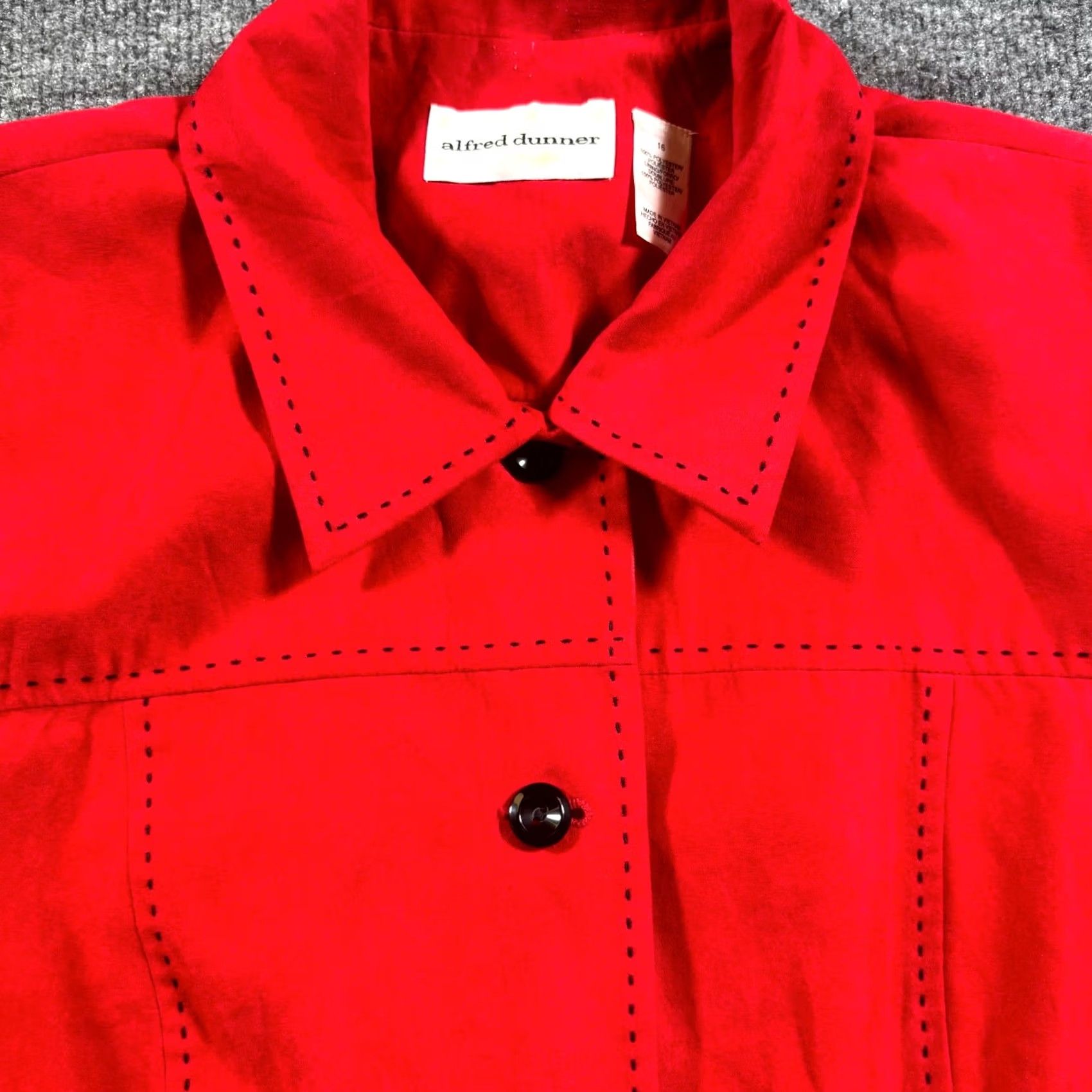 Vintage Alfred Dunner Basic Jacket Womens 16 Red Polyester Fleece-Lined Button-Up Jacket Size XXL / US 16-18 / IT 52-54 - 2 Thumbnail