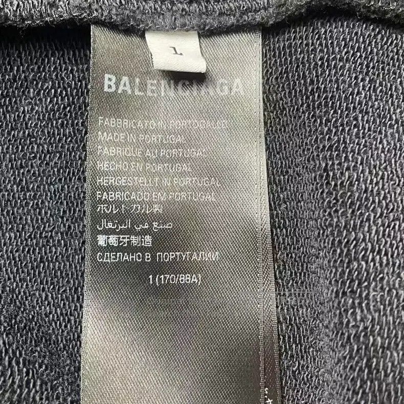 Balenciaga Balenciaga Black Embroidered Letter Logo Hoodie Size US S / EU 44-46 / 1 - 4 Thumbnail
