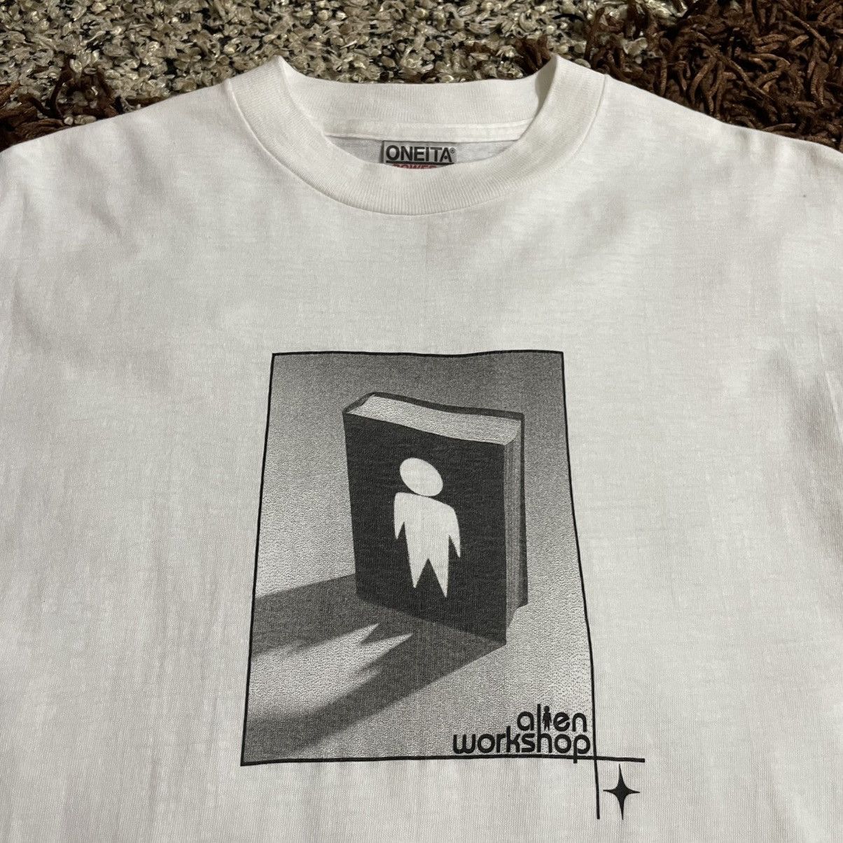 Hook-Ups Vintage Alien Workshop Bible Tee Shirt Size US M / EU 48-50 / 2 - 2 Thumbnail