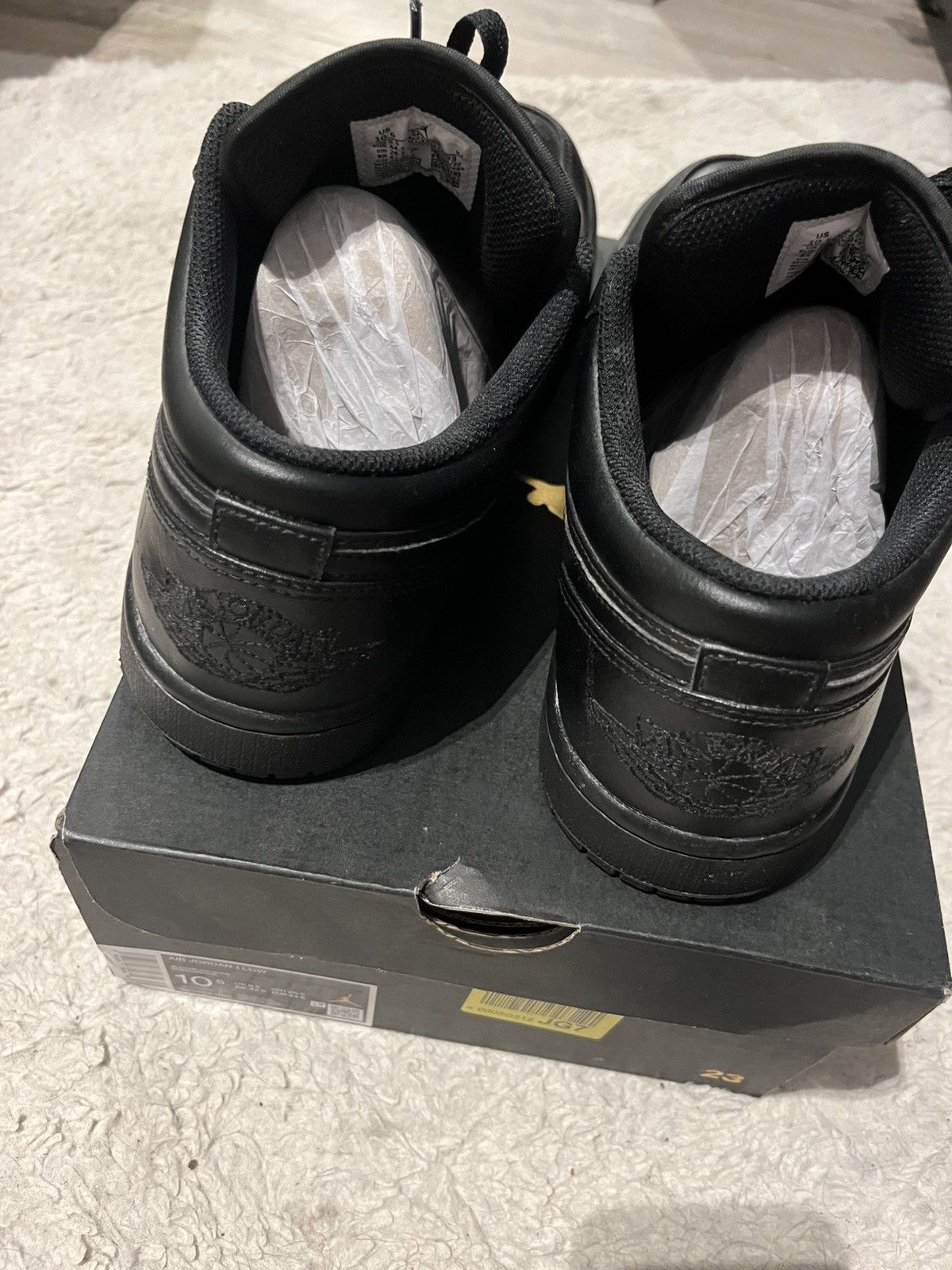 Jordan Brand Jordan 1 low triple black Size US 10.5 / EU 43-44 - 7 Thumbnail
