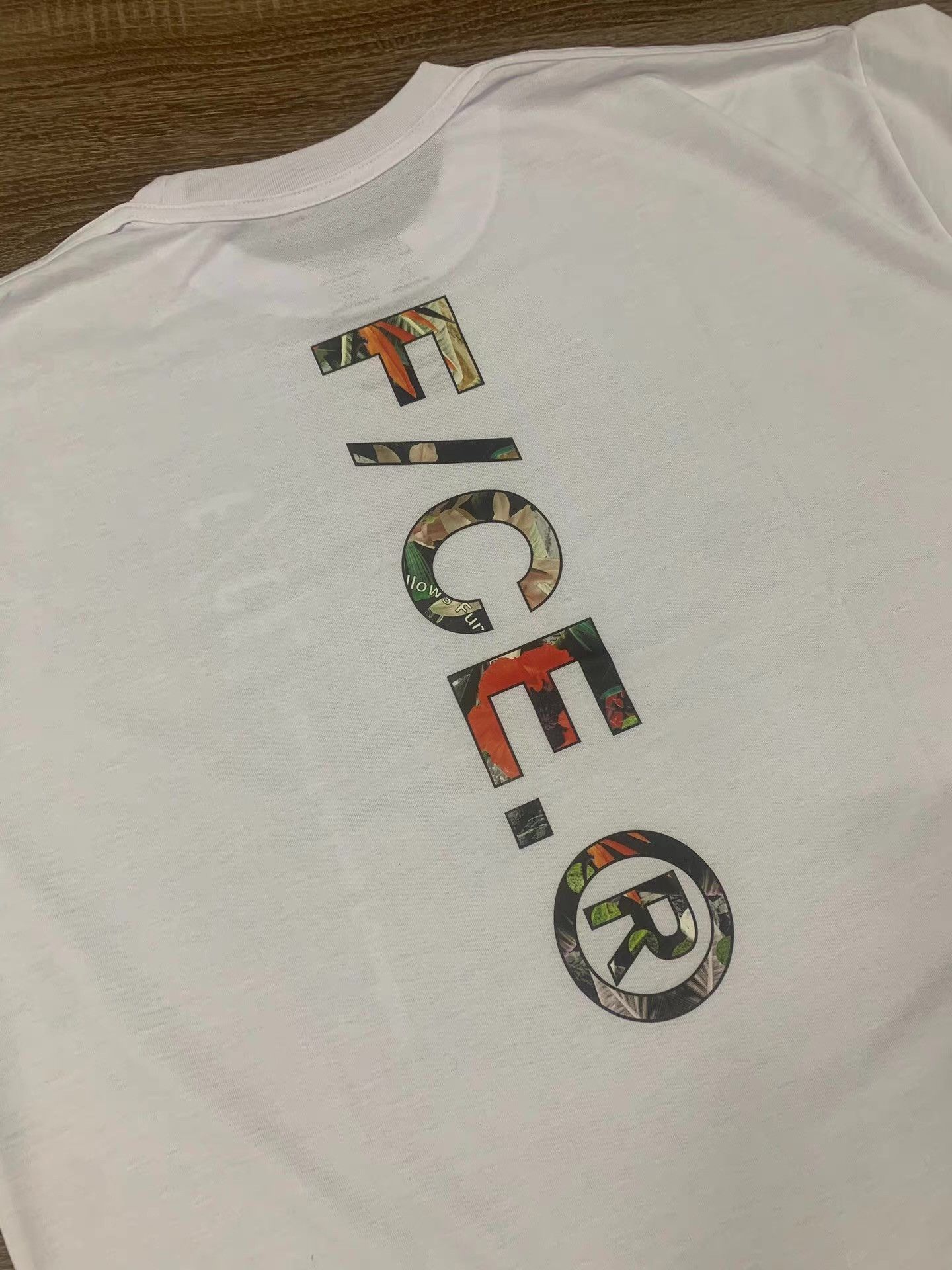 F/CE F/CE. Modern Podonia Symbol Ferret T-Shirt Ｑ22 Size US M / EU 48-50 / 2 - 5 Thumbnail