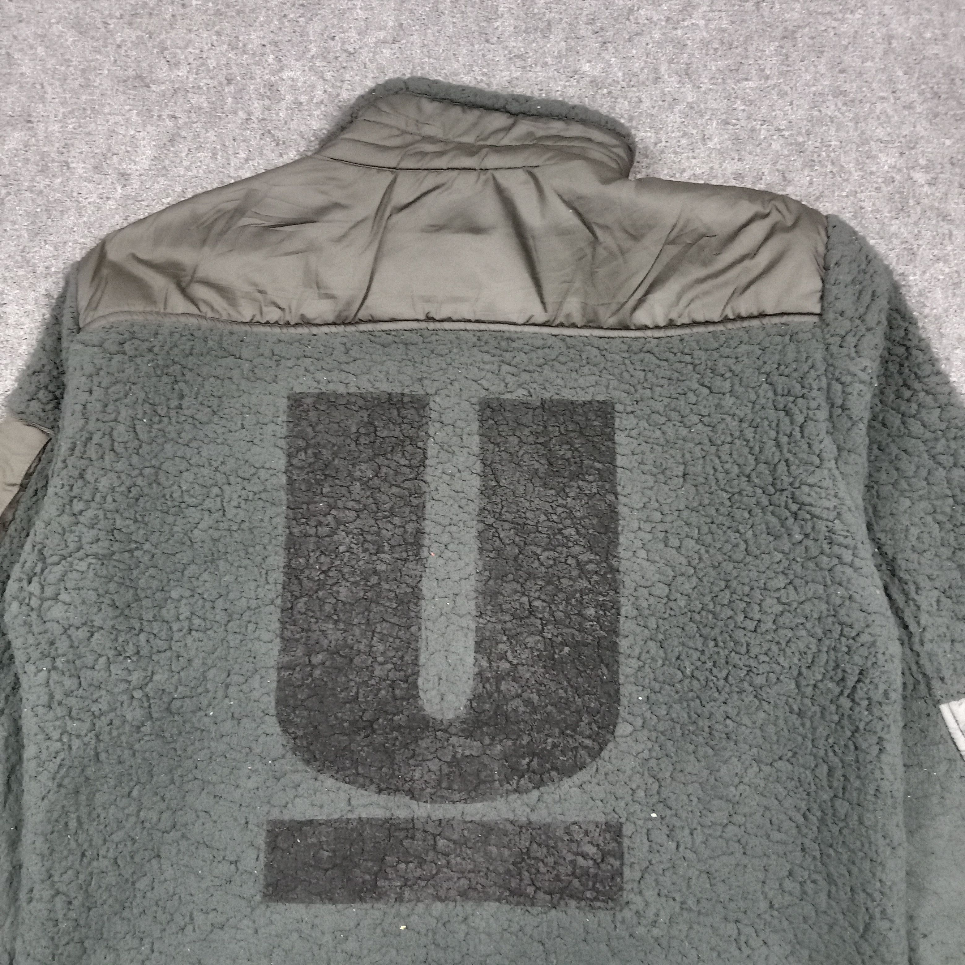 Undercover Uniqlo Undercover UU by Jun Takahashi Sherpa Jacket C288N14 Size US S / EU 44-46 / 1 - 2 Thumbnail