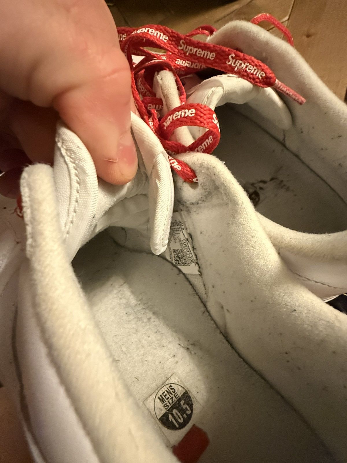 Nike × Supreme Supreme x Nike white Air Force 1 Size US 10.5 / EU 43-44 - 6 Thumbnail