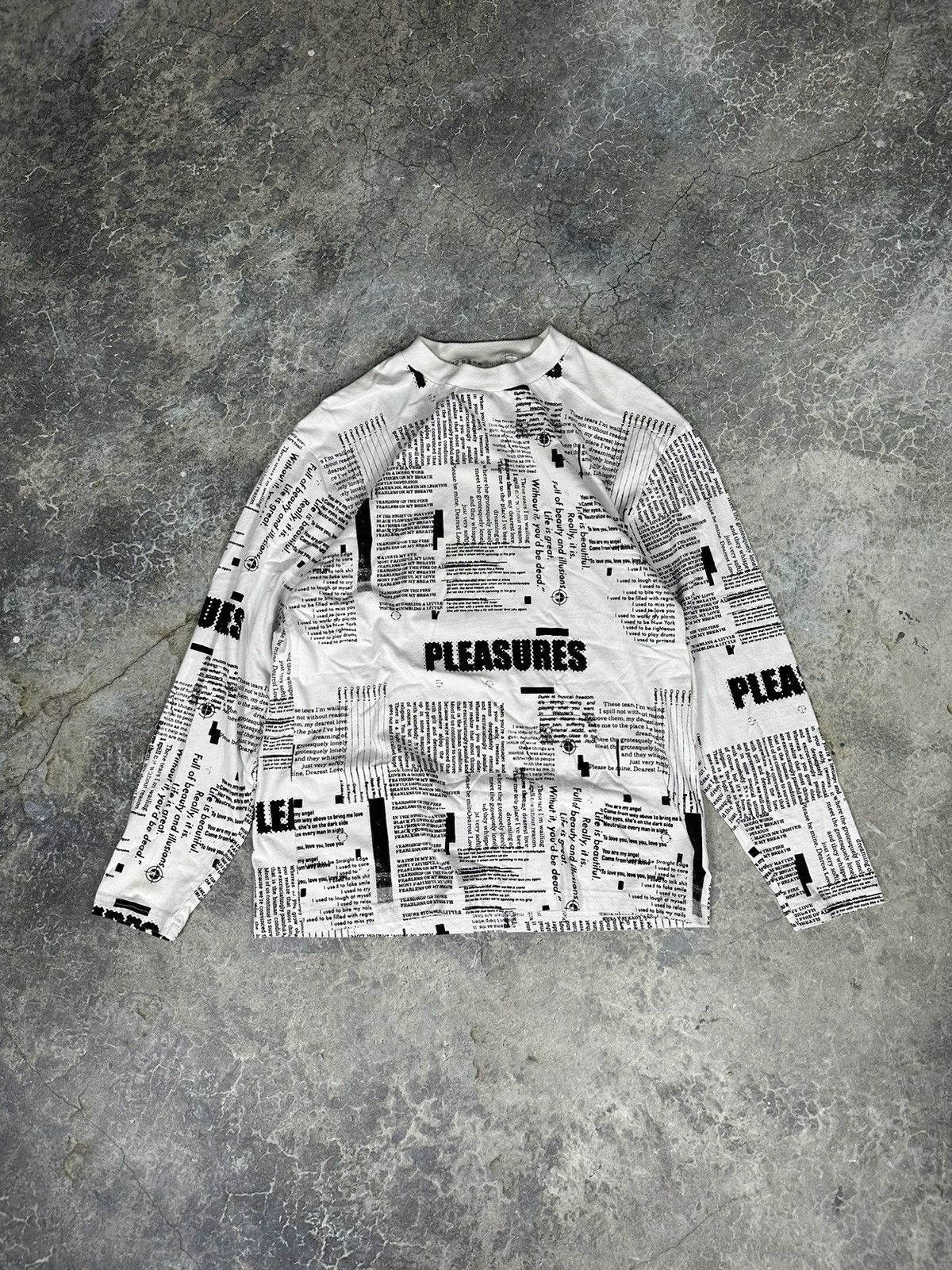 Pleasures Pleasure Newspaper Print Longsleeve Tee Size US M / EU 48-50 / 2 - 1 Thumbnail