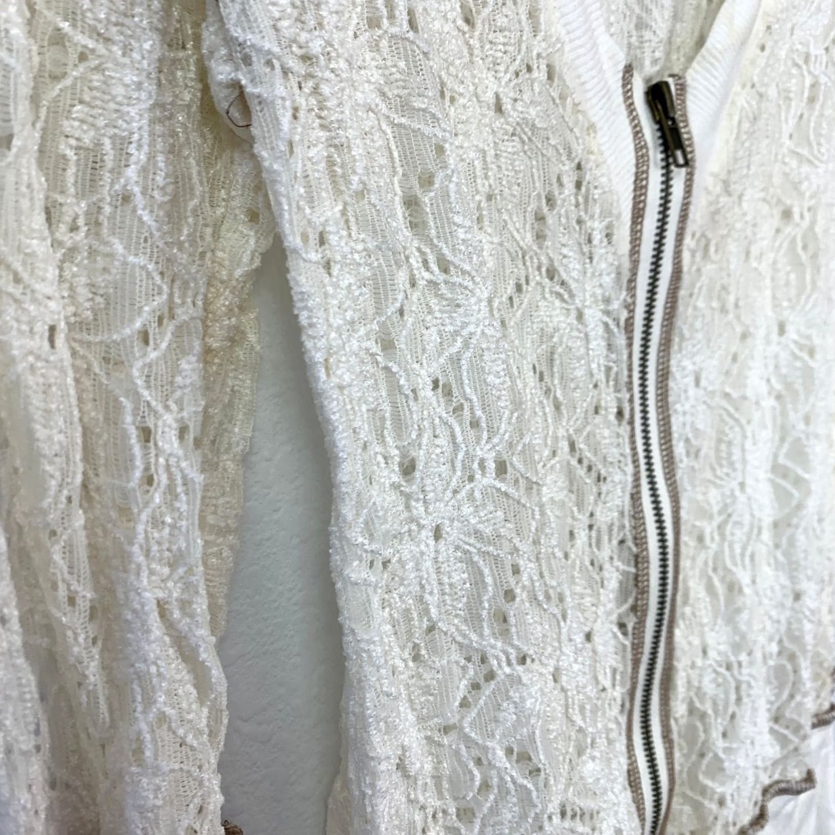 BKE BKE Lace Full Zip Cardigan Womens M 3/4 Sleeve Cream Vintage Boho Cottagecore Dressy Embellished Knit Full Zip Cardigan Size M / US 6-8 / IT 42-44 - 7 Thumbnail