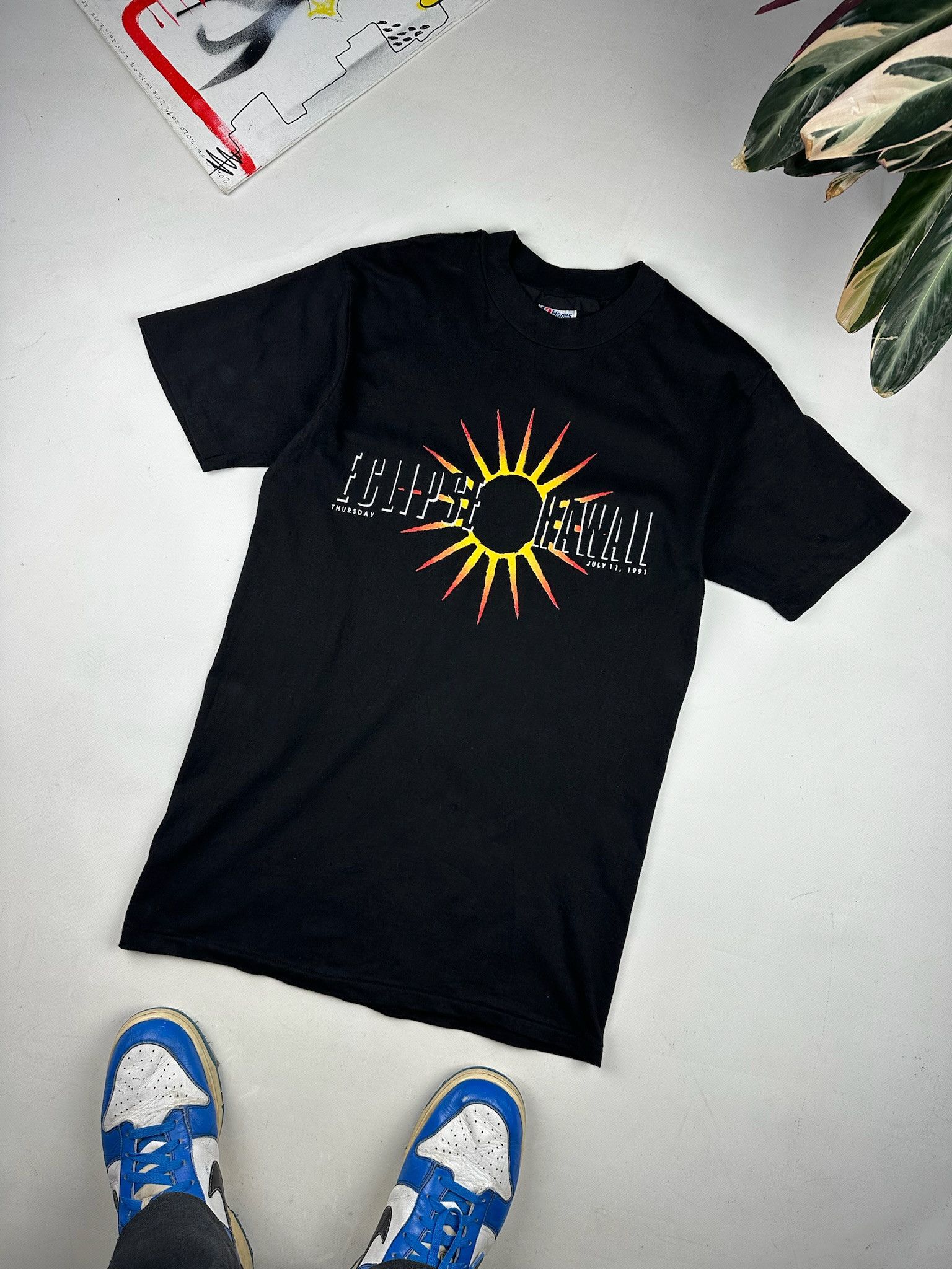 Japanese Brand Vintage 1991 Solar Eclipse T-Shirt acid drugs Graphic Size US M / EU 48-50 / 2 - 2 Thumbnail