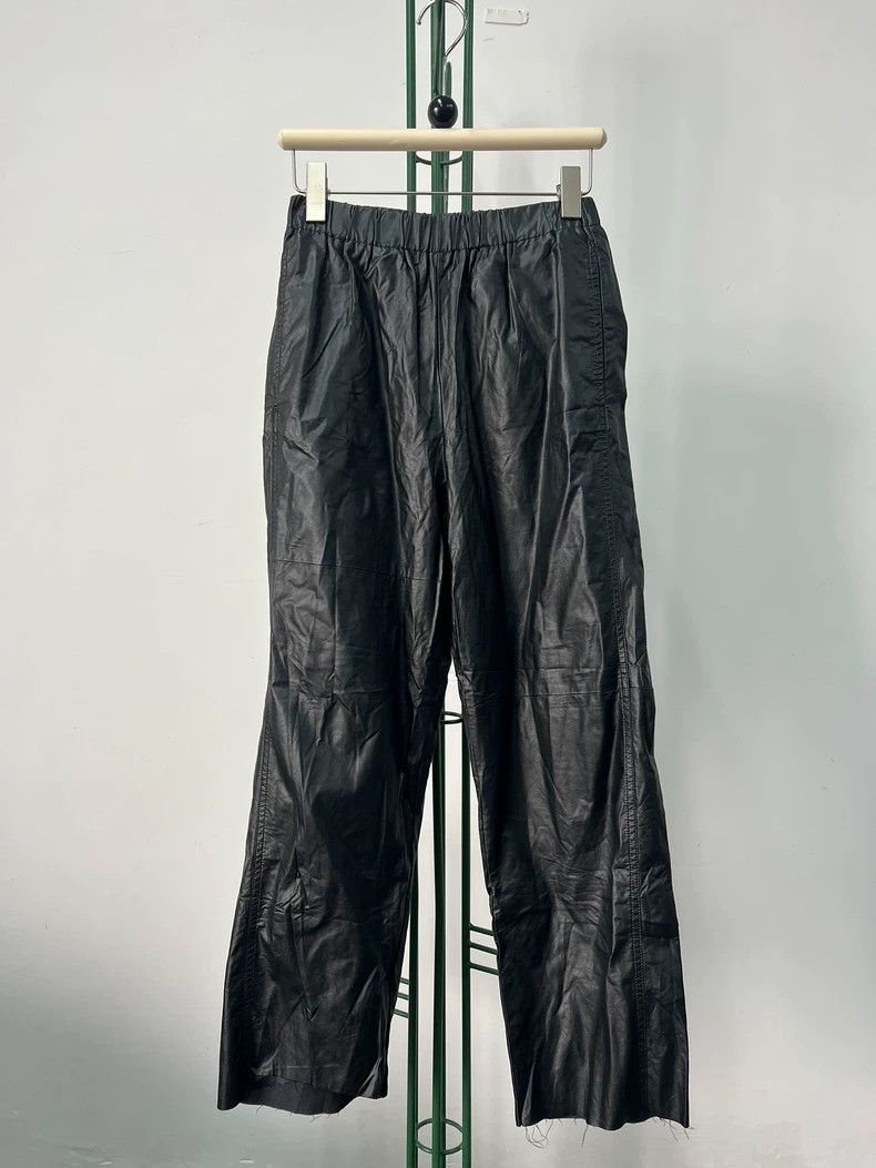 Maison Margiela Maison Margiela Fw21 artificial leather mid-waist casual p Size US 36 / EU 52 - 1 Thumbnail