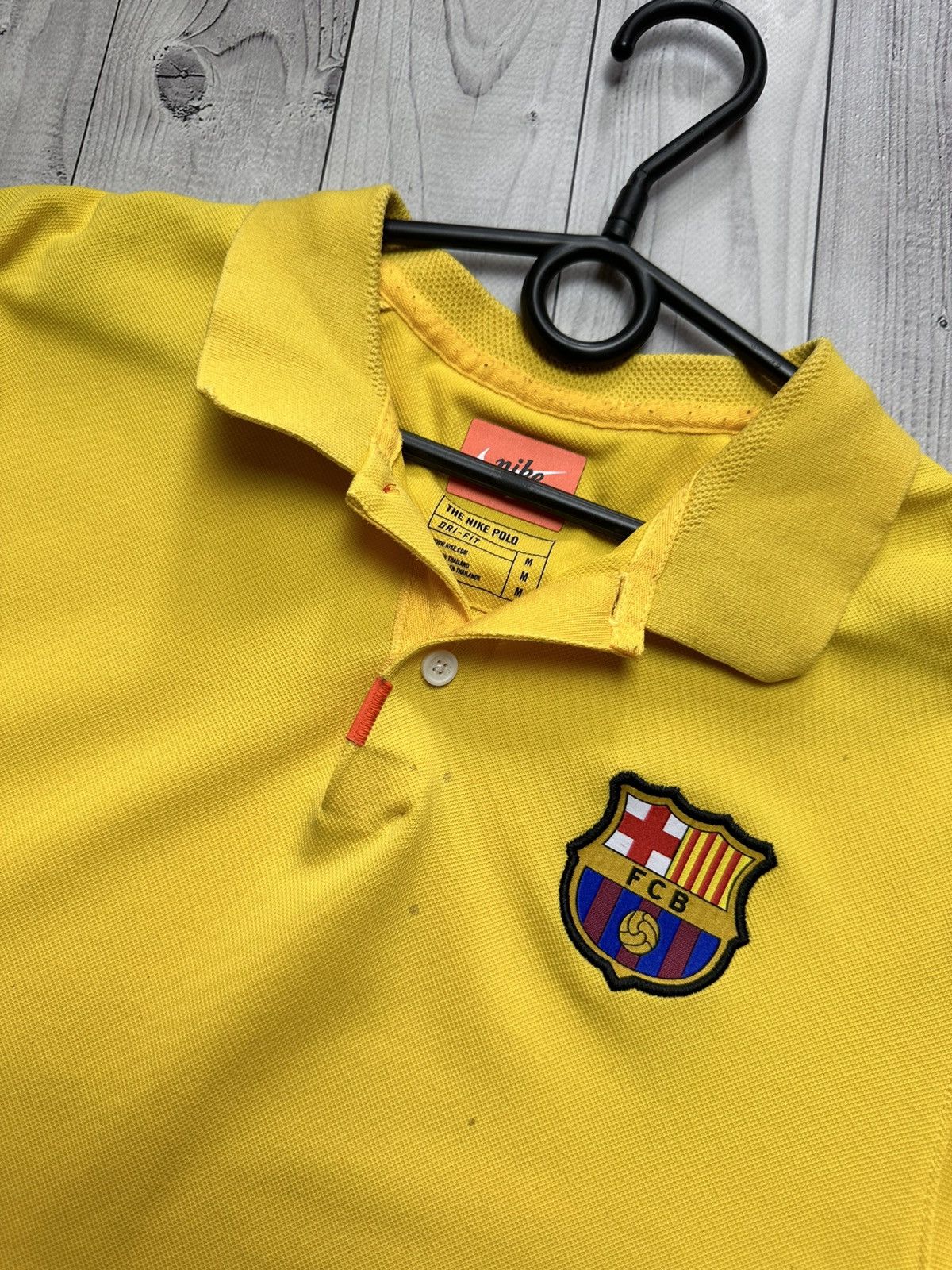 Nike × Vintage Nike Barcelona soccer polo yellow size M Size US M / EU 48-50 / 2 - 4 Thumbnail