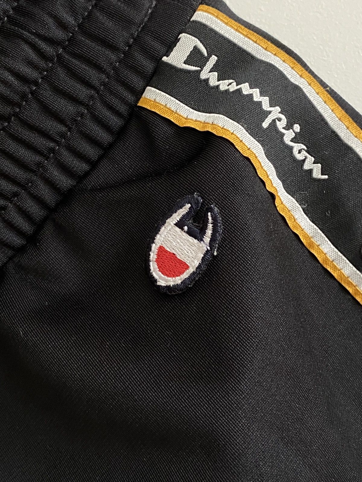 Champion Champion shorts | Sport | Y2K | Size US 34 / EU 50 - 4 Thumbnail