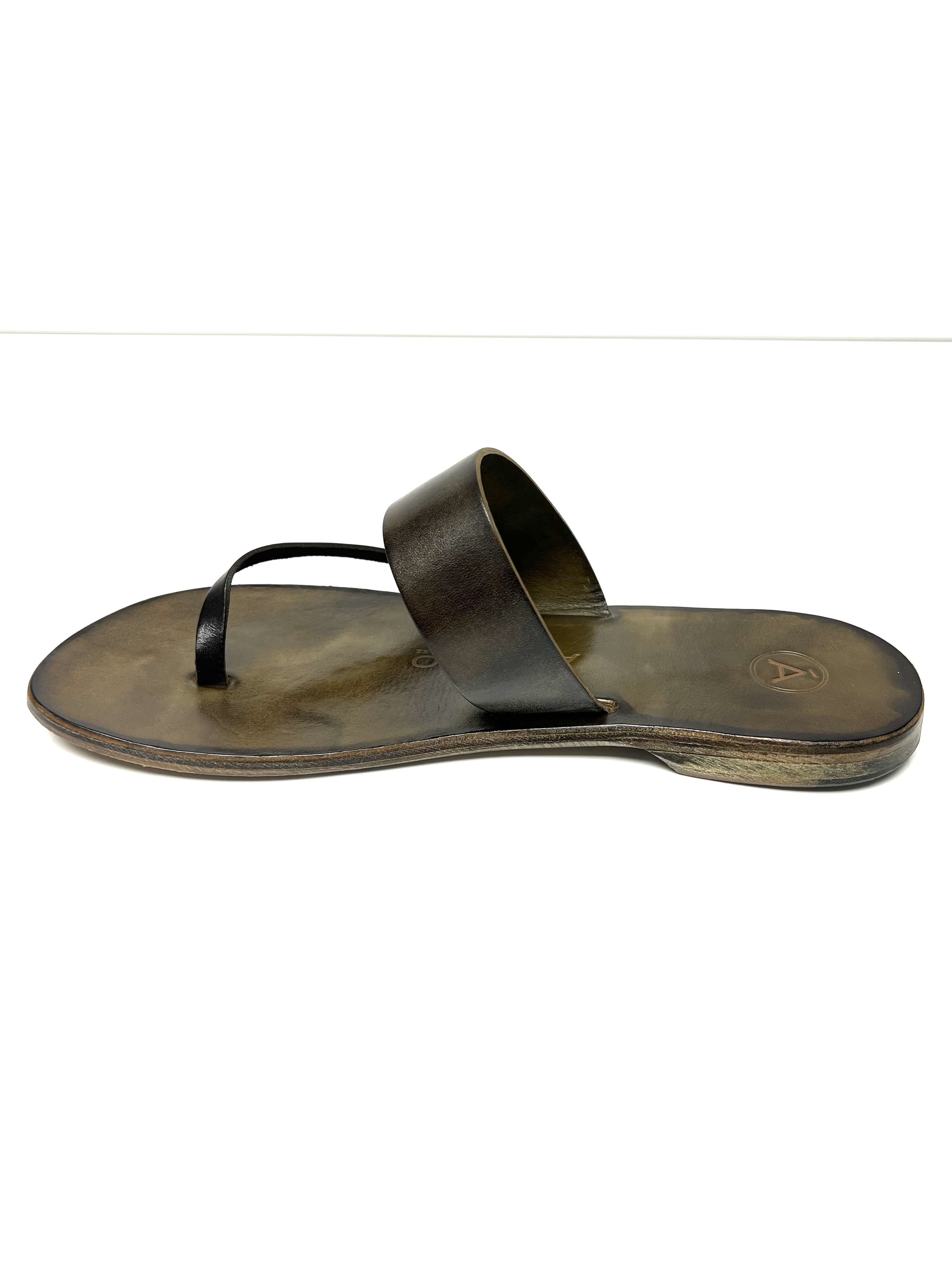 Other ALVARO GONZALEZ, MILITARY GREEN LEATHER HAND MADE, SLIDE Size US 11 / EU 44 - 9 Thumbnail