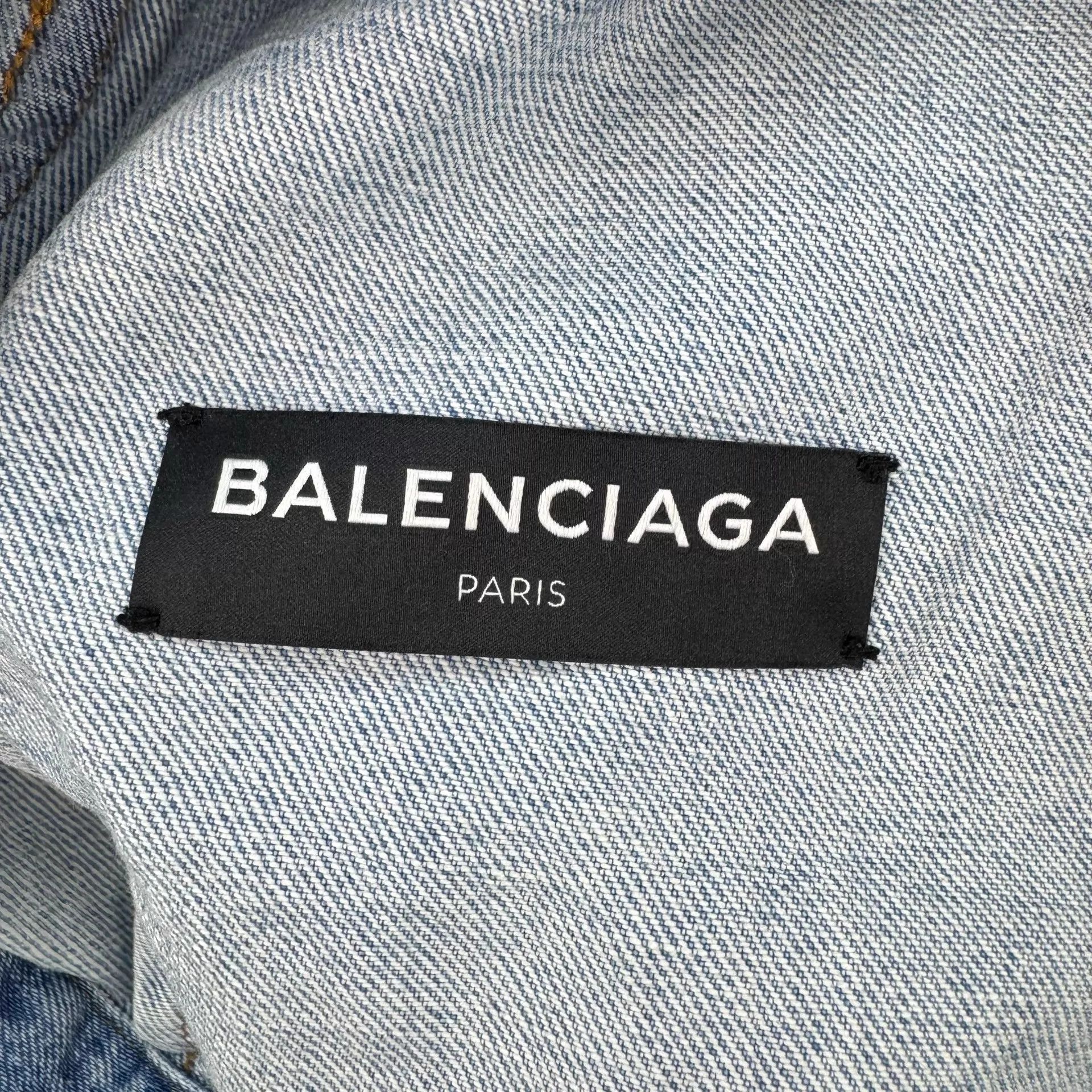 Balenciaga Balenciaga Back Logo Denim Jacket 44 95 New Size US S / EU 44-46 / 1 - 6 Thumbnail