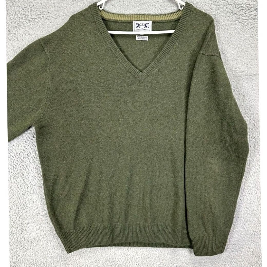 Olive The Oxford Shirt Co. V-Neck Sweater Mens XL Olive Green Lambswool Blend Pullover Size US XL / EU 56 / 4 - 2 Thumbnail