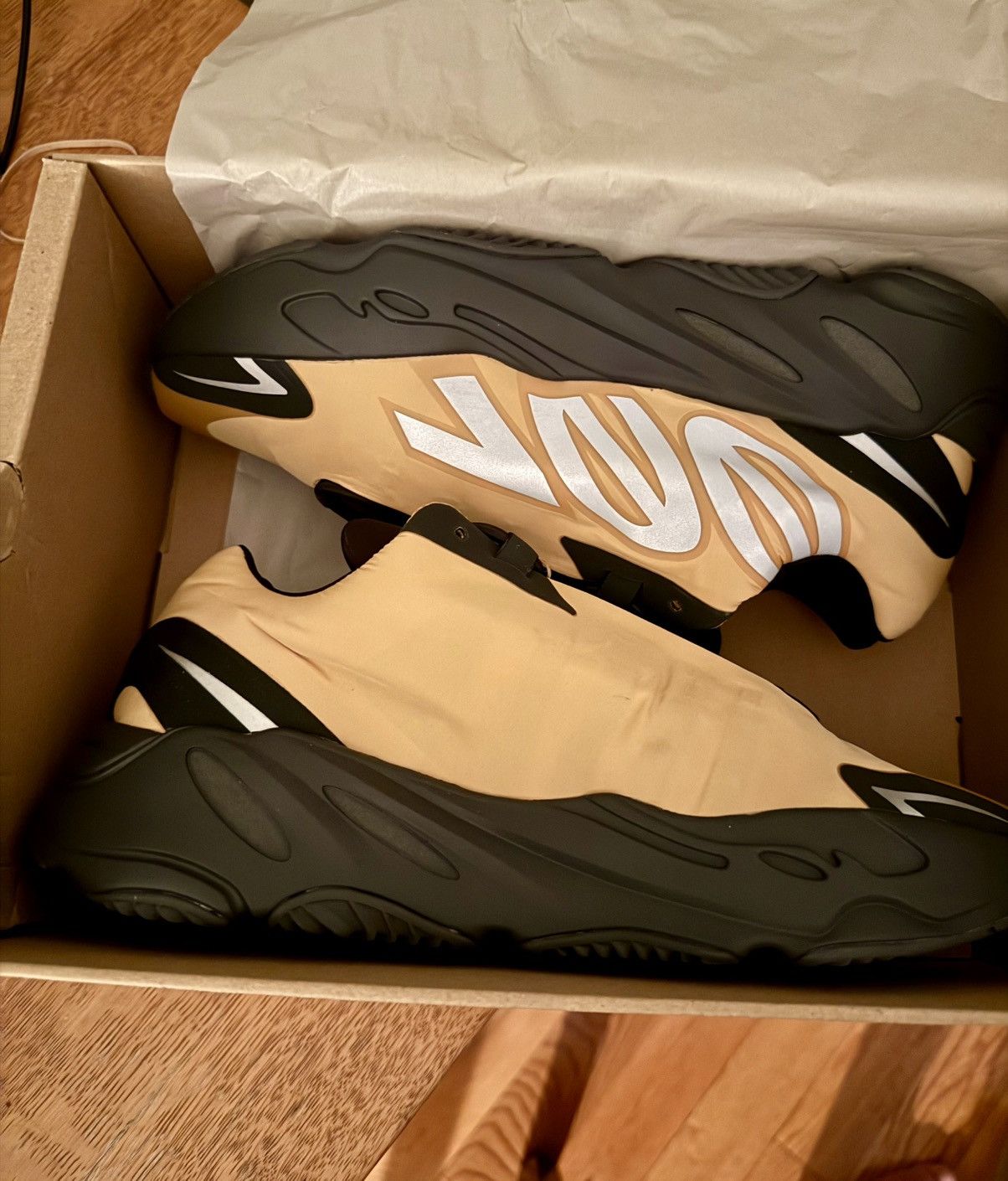 Adidas × Yeezy Size 11 - Adidas Yeezy Boost 700 MNVN Honey Flux (DS) Size US 11 / EU 44 - 2 Thumbnail