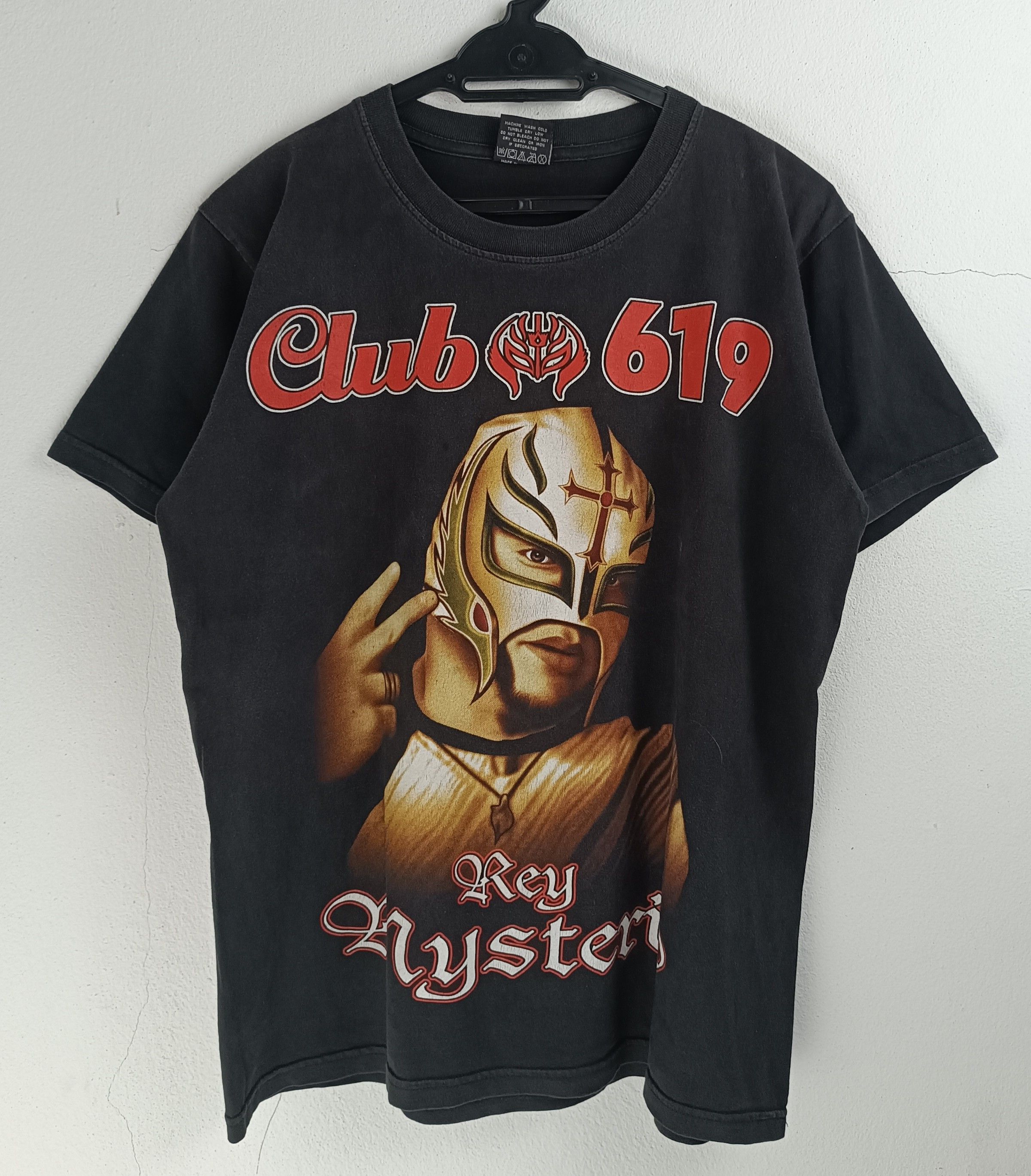 WWE VINTAGE Y2K REY MYSTERIO CLUB 619 OVERPRINT STYLE VERY RARE Size US M / EU 48-50 / 2 - 3 Thumbnail