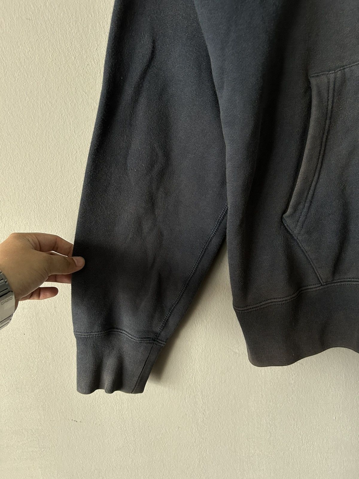 Bape Vintage Bape Logo Fading Hoodie Size US L / EU 52-54 / 3 - 5 Thumbnail
