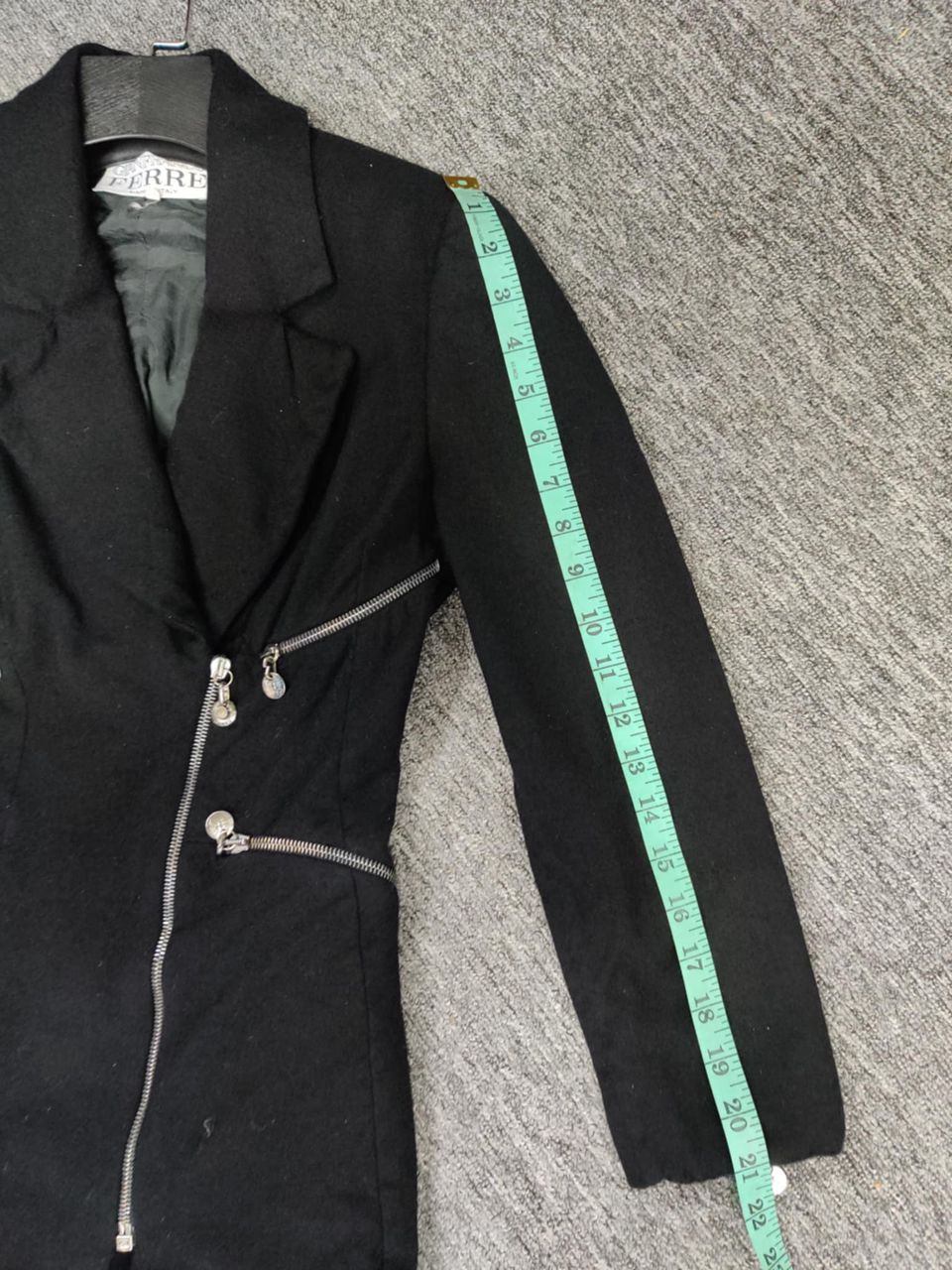 Gianfranco Ferre 90s Gianfranco Ferre Decorative Wool Blazer Style Jacket Size US S / EU 44-46 / 1 - 19 Thumbnail