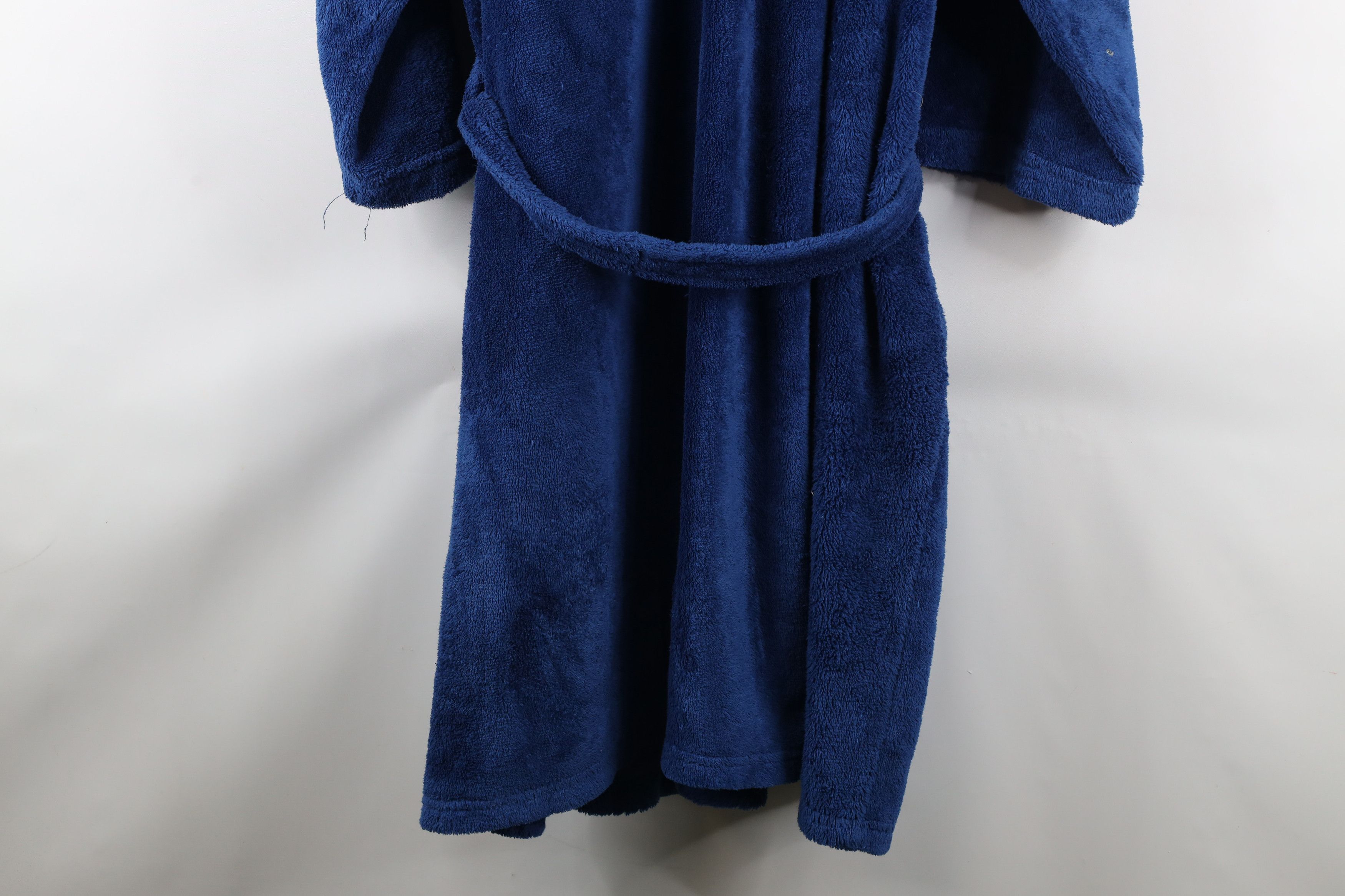 Vintage Vintage 90s Thrashed University of Michigan Fleece Robe Size US XL / EU 56 / 4 - 14 Thumbnail