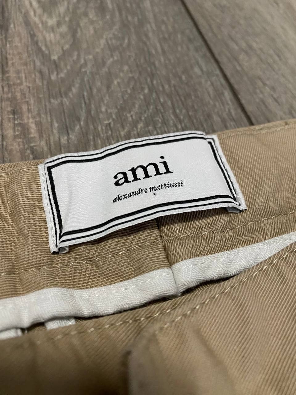 AMI Ami Chino Trousers Casual Pants Beige Mini Logo Cotton Size US 30 / EU 46 - 2 Thumbnail