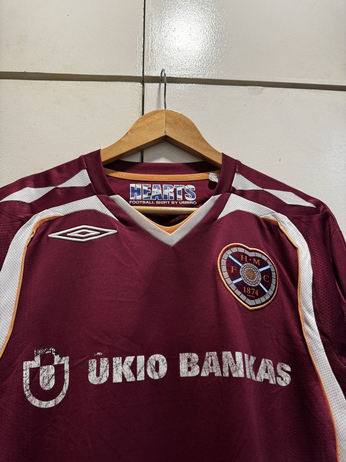 Umbro 06/07 Hearts Home Kit Size US S / EU 44-46 / 1 - 3 Thumbnail