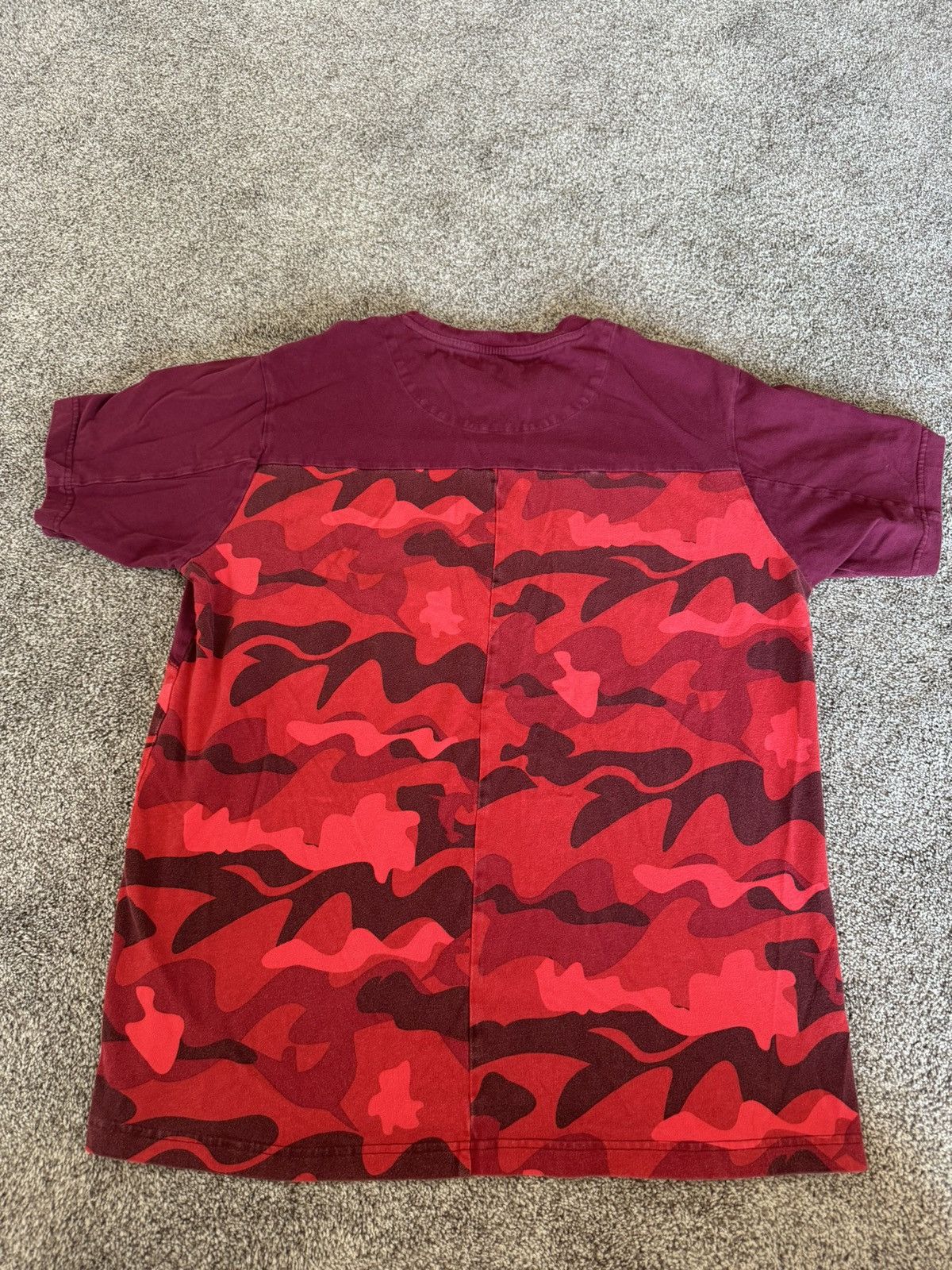 Pink Dolphin Pink Dolphin red camouflage (sample T) Size US L / EU 52-54 / 3 - 1 Preview