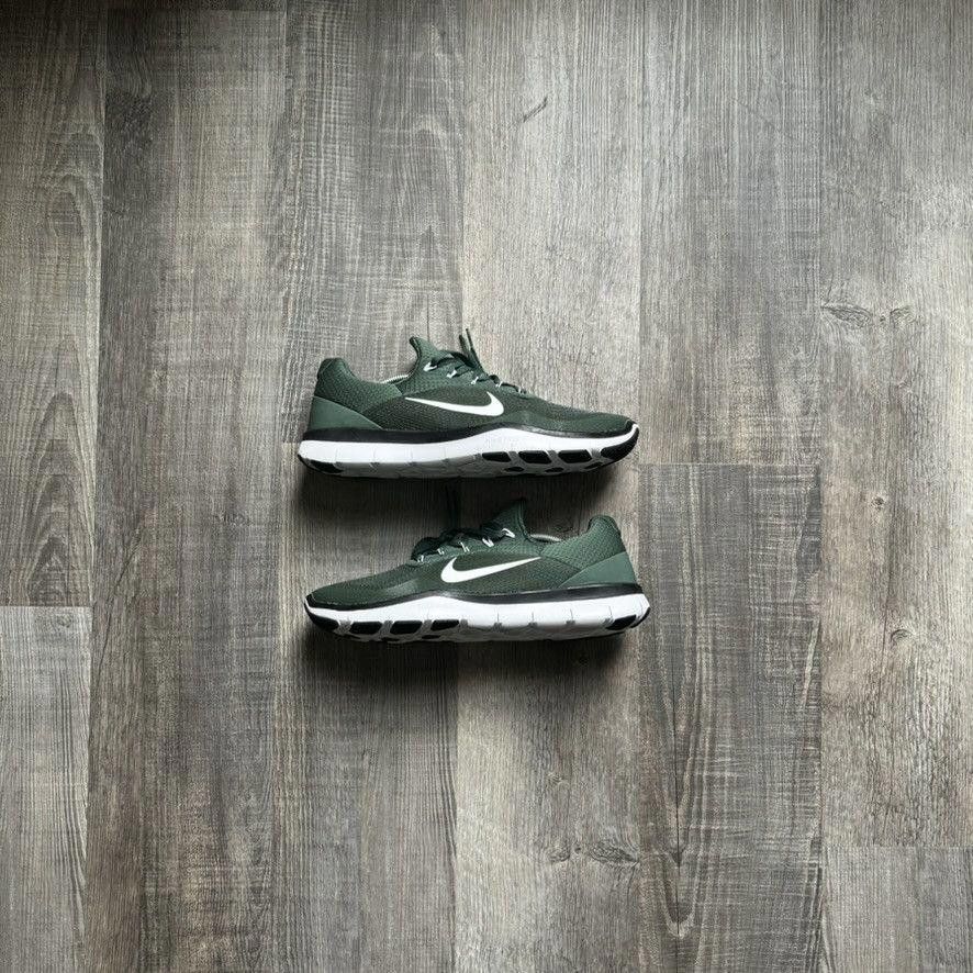 NIKE • VINTAGE Free Trainer V7 Green