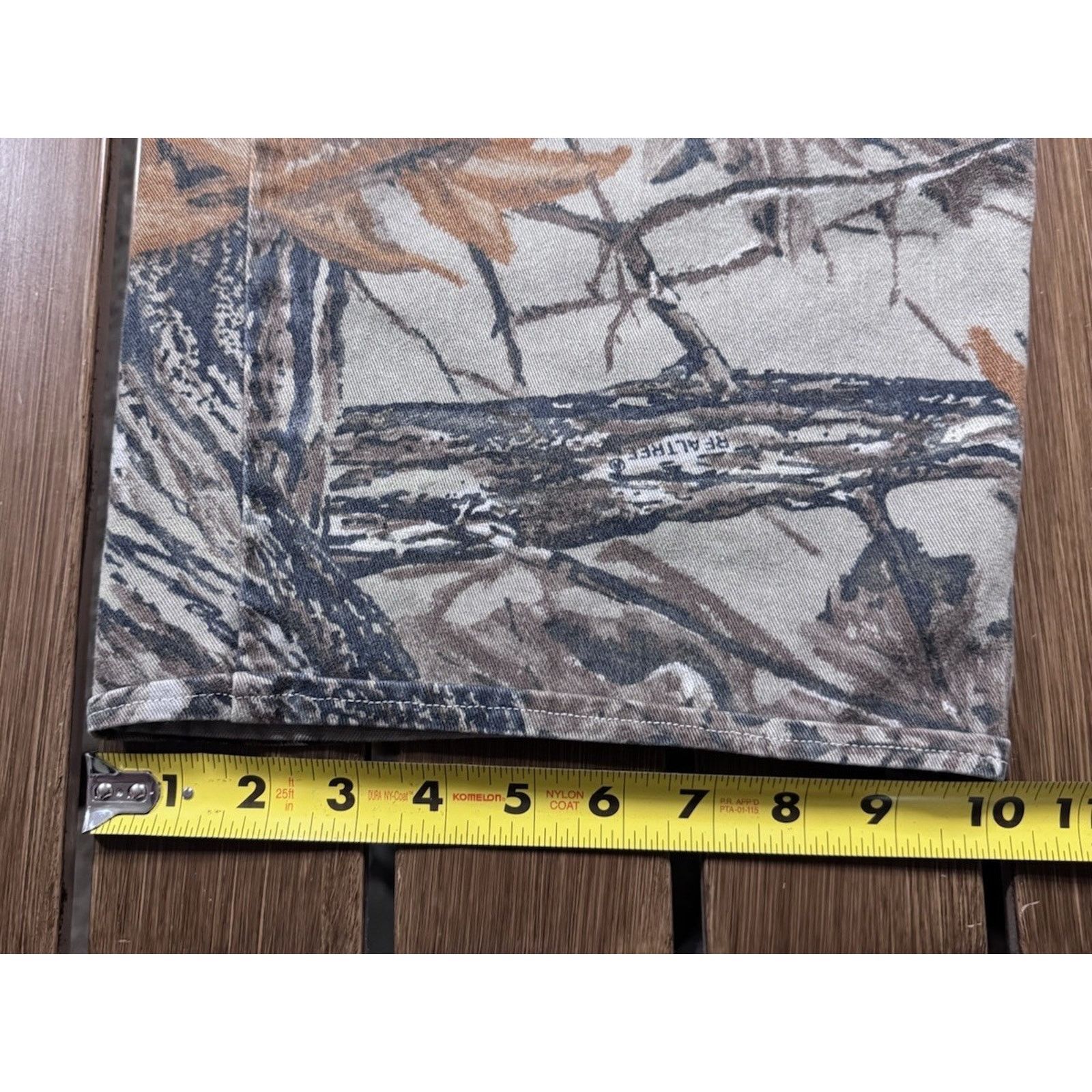 Realtree Y2k Camo BAGGY Fit Mens jeans 44x28 Wide Leg Type Realtree Size US 44 / EU 60 - 5 Thumbnail