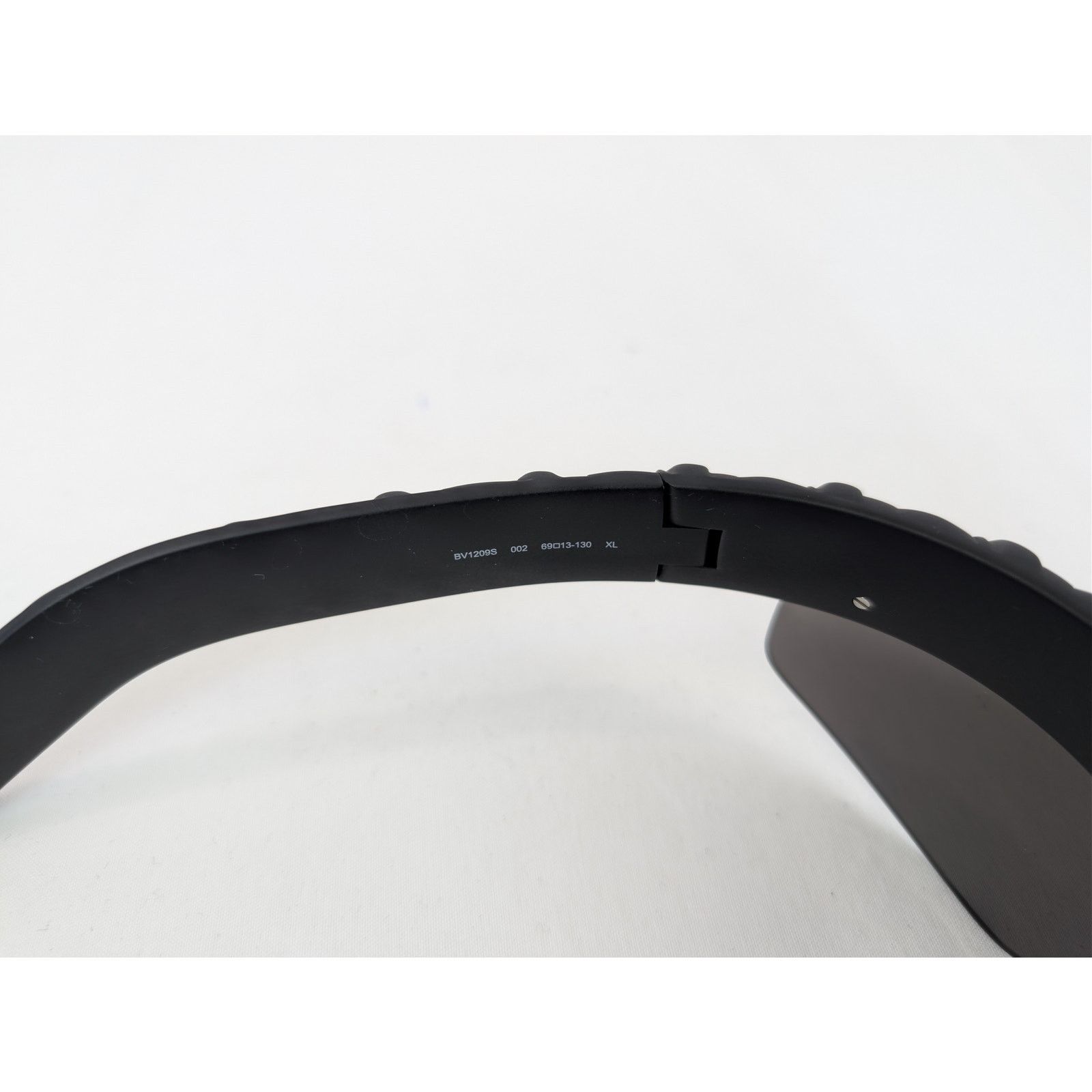 Bottega Veneta o1rshd1 Size: OS / Intrecciato Rim Sunglasses in Black Size ONE SIZE - 10 Thumbnail