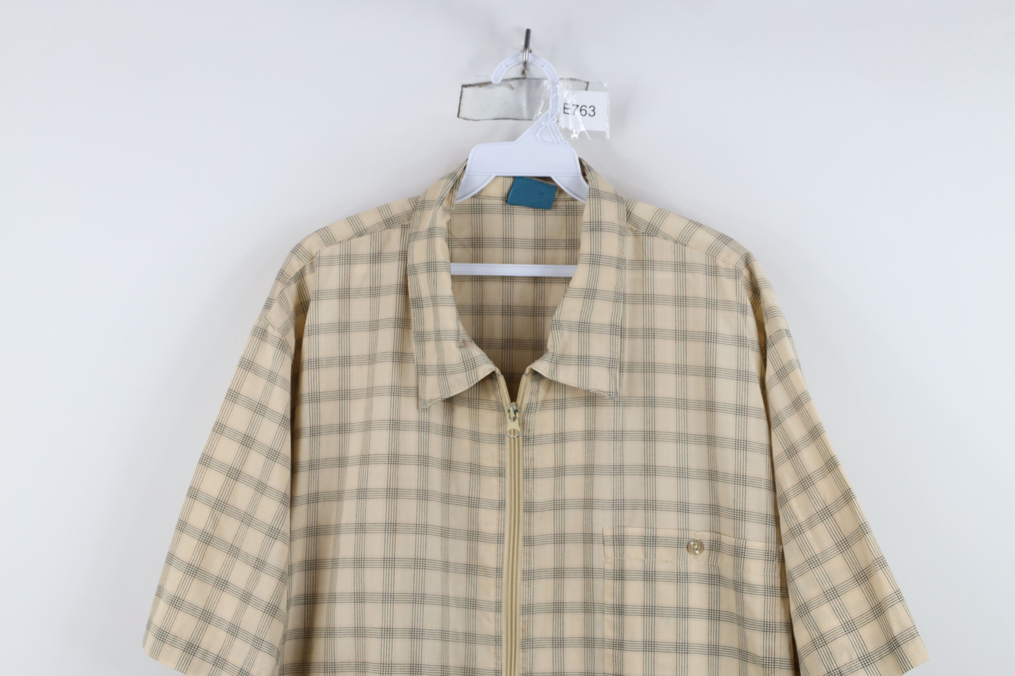 Vintage Vintage 90s Streetwear Short Sleeve Full Zip Shirt Jacket Size US XXL / EU 58 / 5 - 2 Thumbnail