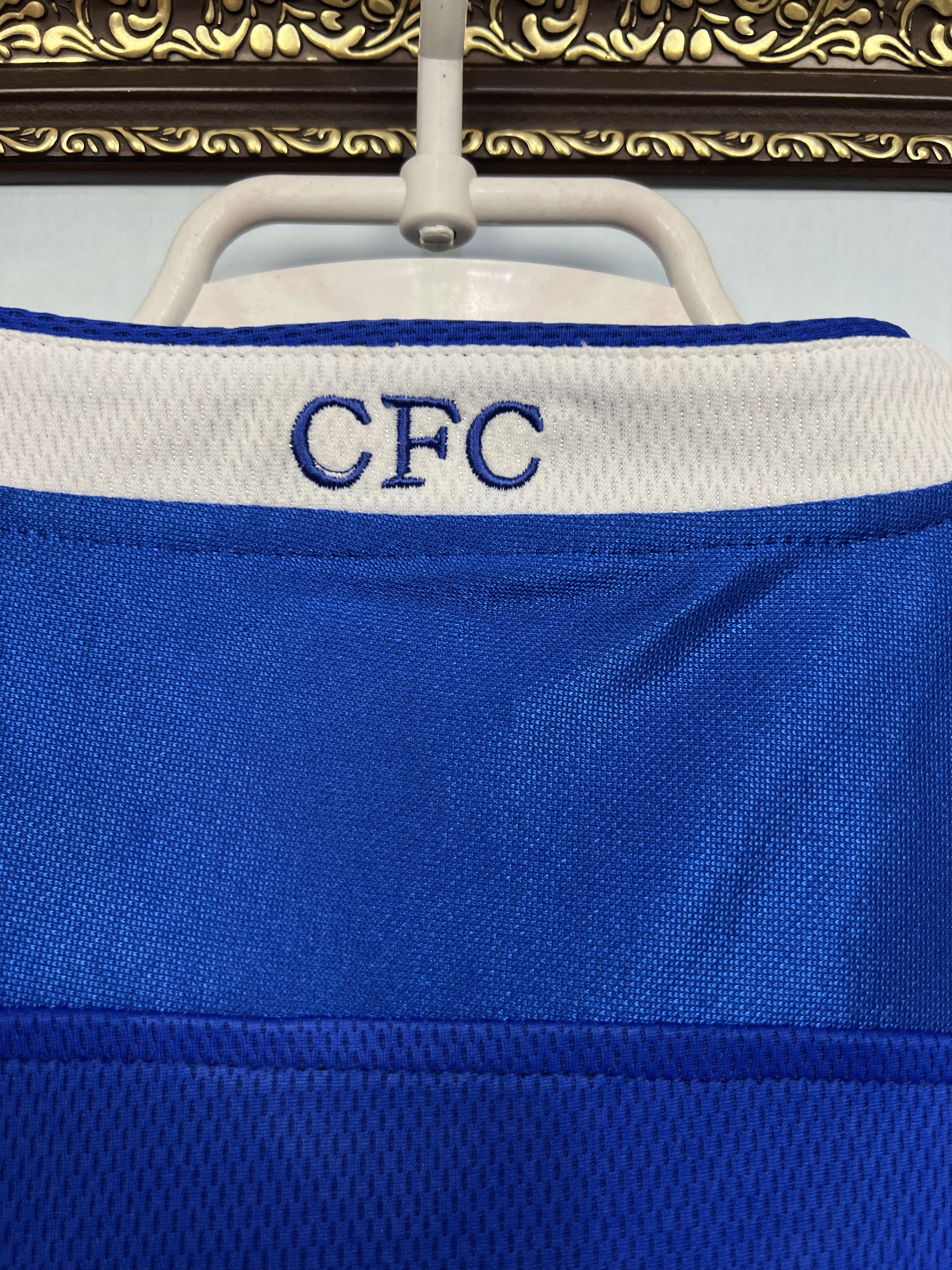 Umbro Chelsea Special football shirt 2005 Soccer Umbro Blue Jersey Size US XL / EU 56 / 4 - 14 Thumbnail