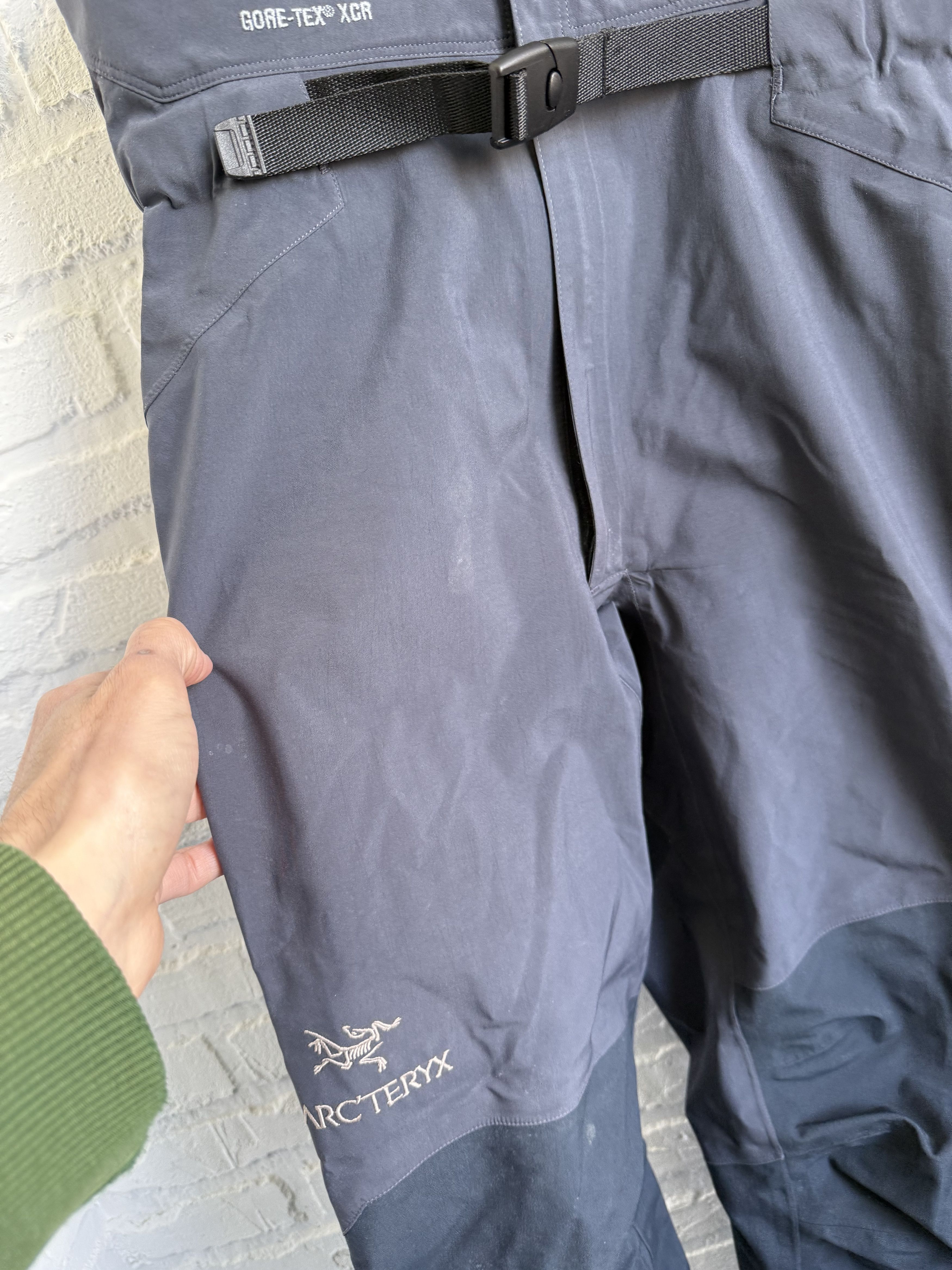 Arc'teryx Vintage Arc'teryx overall ski pants gore-tex Size US 30 / EU 46 - 14 Thumbnail
