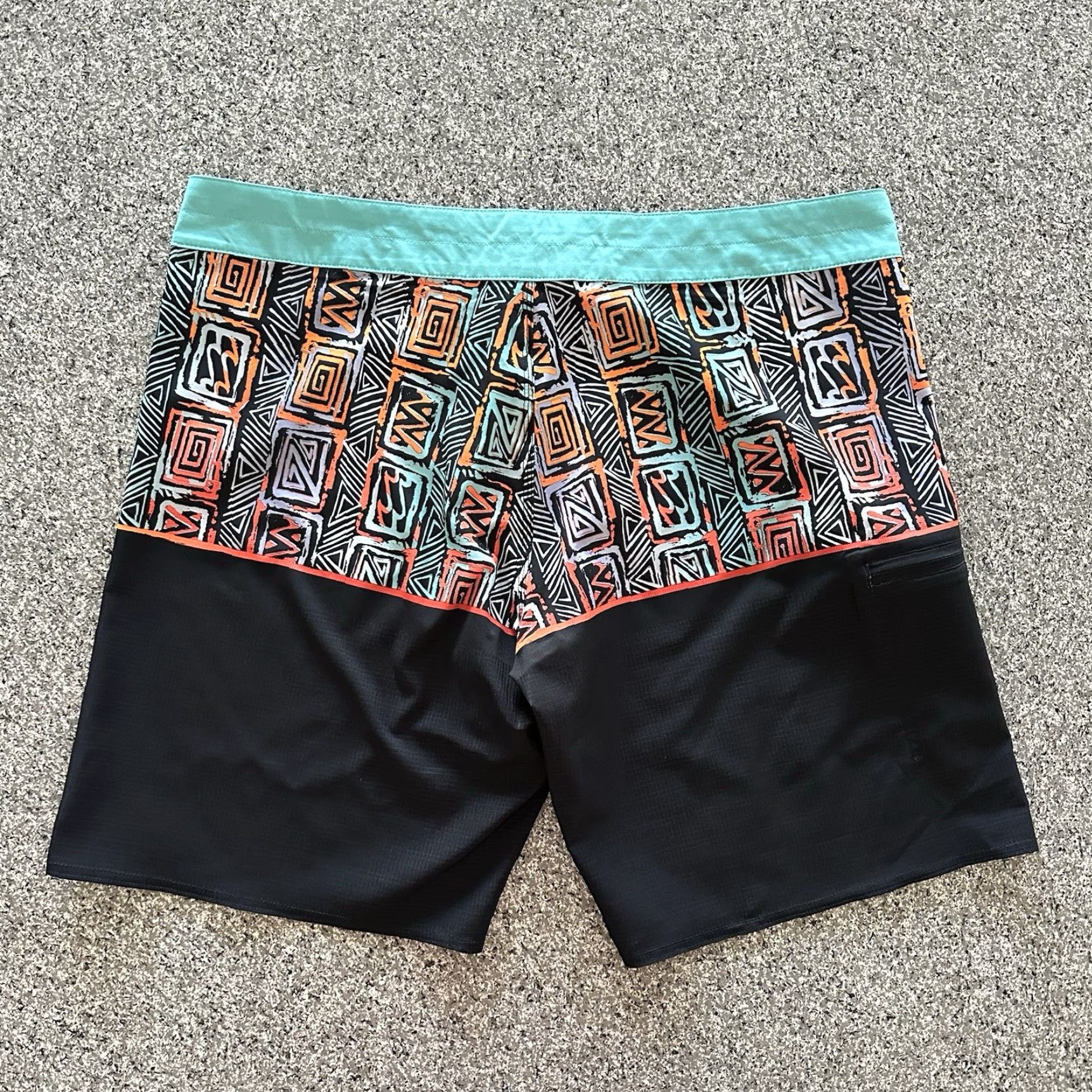 Billabong Billabong Boardshorts 19” Mens Size 38 Black Air Lite Stretch Pro Colorblock 90% Polyester 10% Spandex Mens Board Shorts Size US 38 / EU 54 - 5 Thumbnail