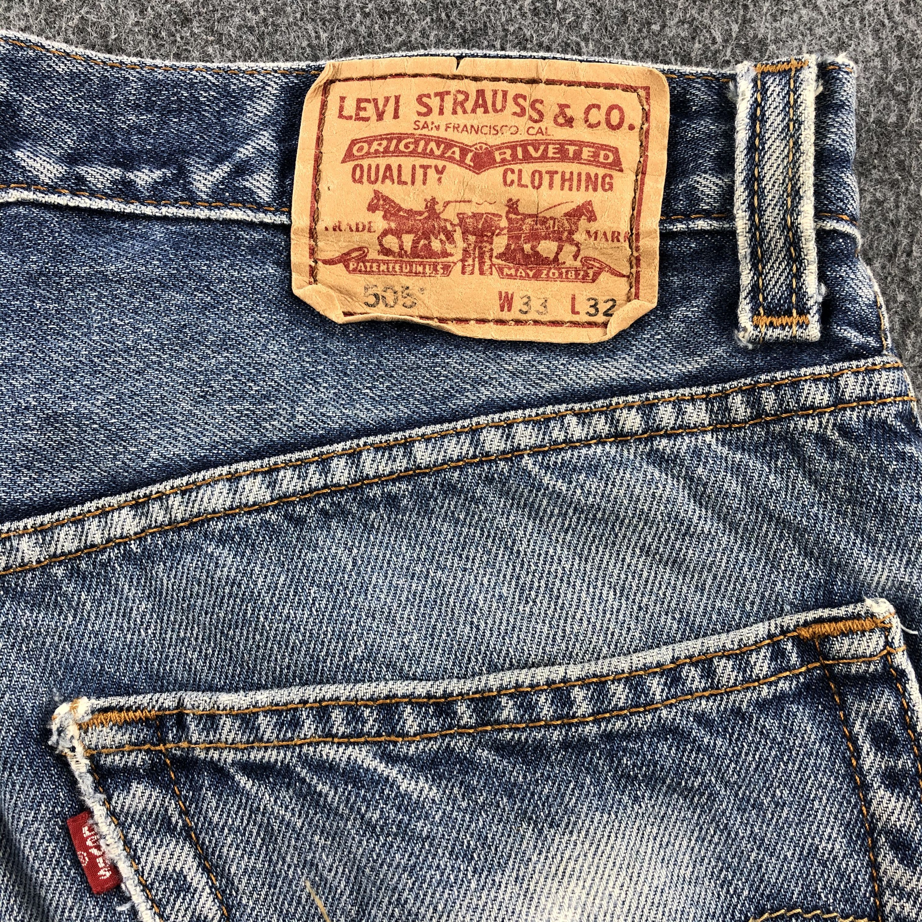 Levi's Vintage Distress Light Wash Levis 505 Jeans-J1252 Size US 35 - 5 Thumbnail