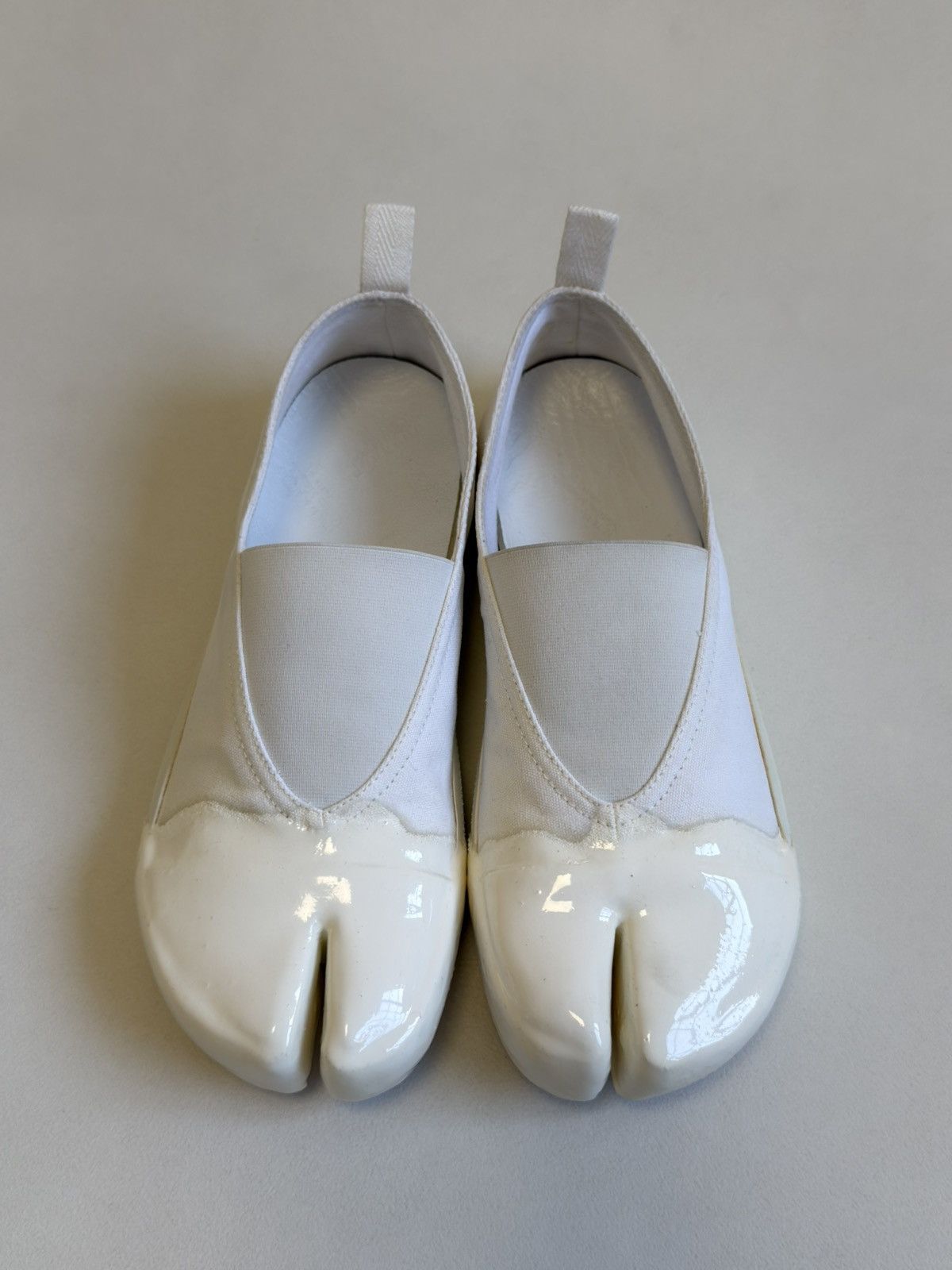 Maison Margiela S/S 20 White ‘Resin Dipped’ Tabi Sneakers Size US 8 / IT 38 - 6 Thumbnail