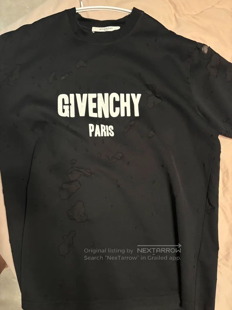 Givenchy Givenchy Classic Ripped Short-Sleeve Shirt Size US XS / EU 42 / 0 - 1 Thumbnail