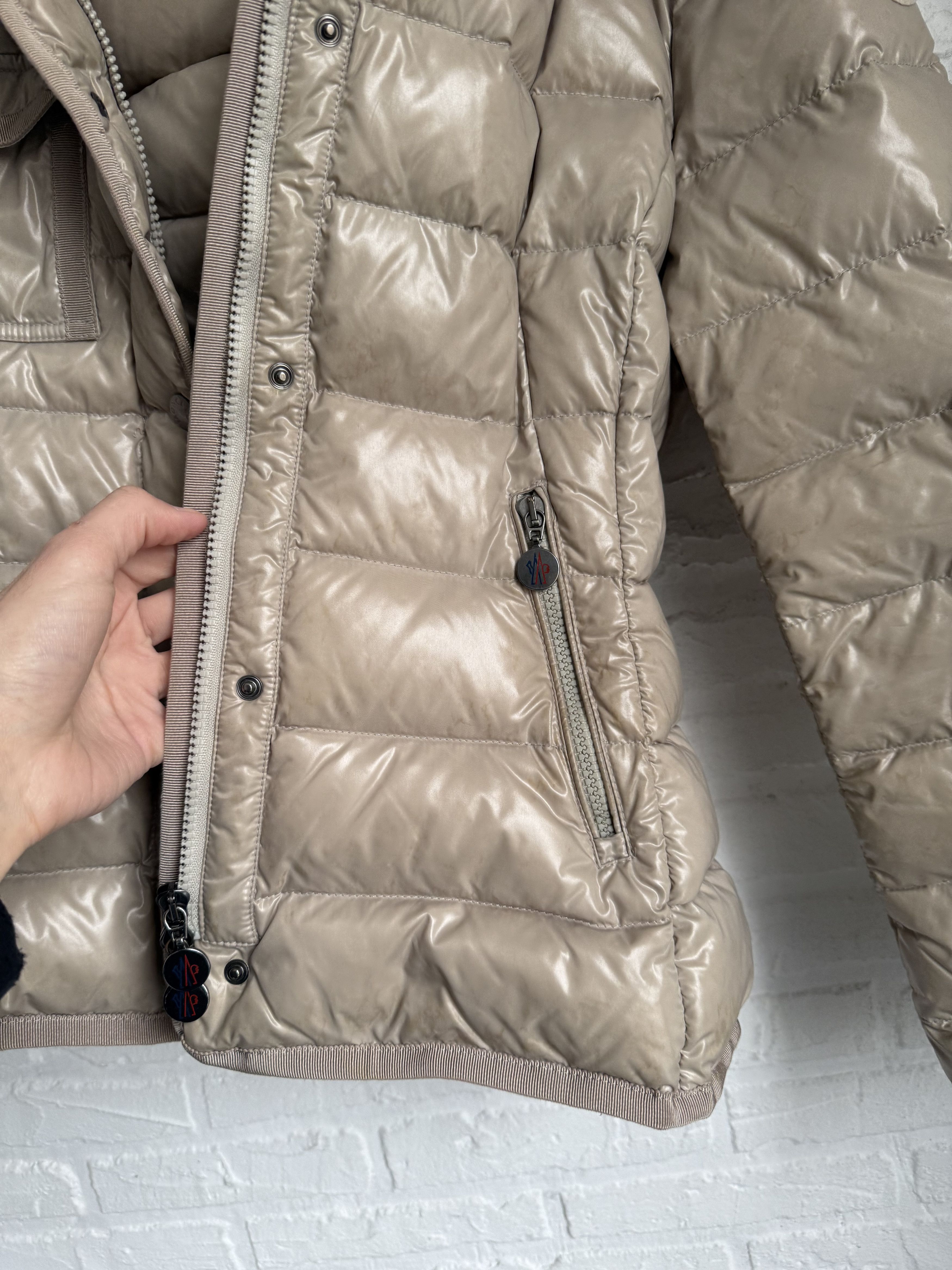 Moncler Moncler Armoise Giubbotto Beige Fur Hood Down Puffer Jacket Size S / US 4 / IT 40 - 14 Thumbnail