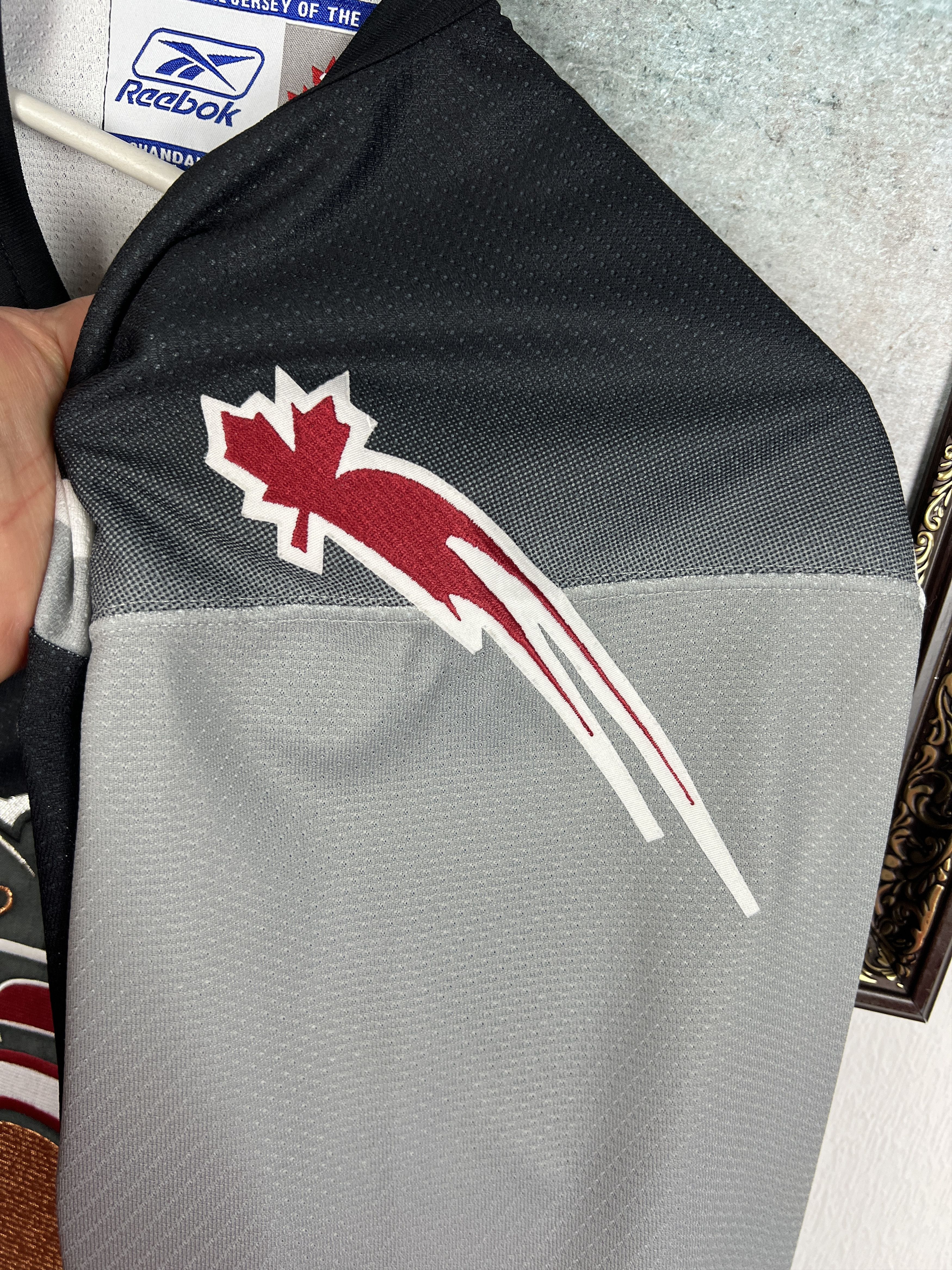 Reebok Vintage Vancouver Giants WHL Ice Hockey Jersey Trikot Shirt Size US S / EU 44-46 / 1 - 4 Thumbnail